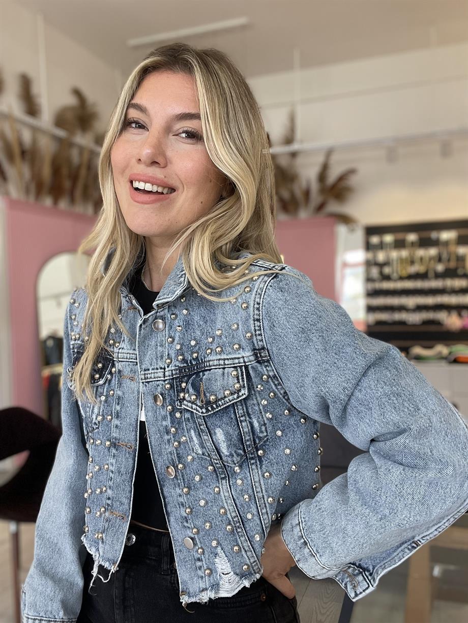 Buz Mavi Zımbalı Taşlı Denim Ceket