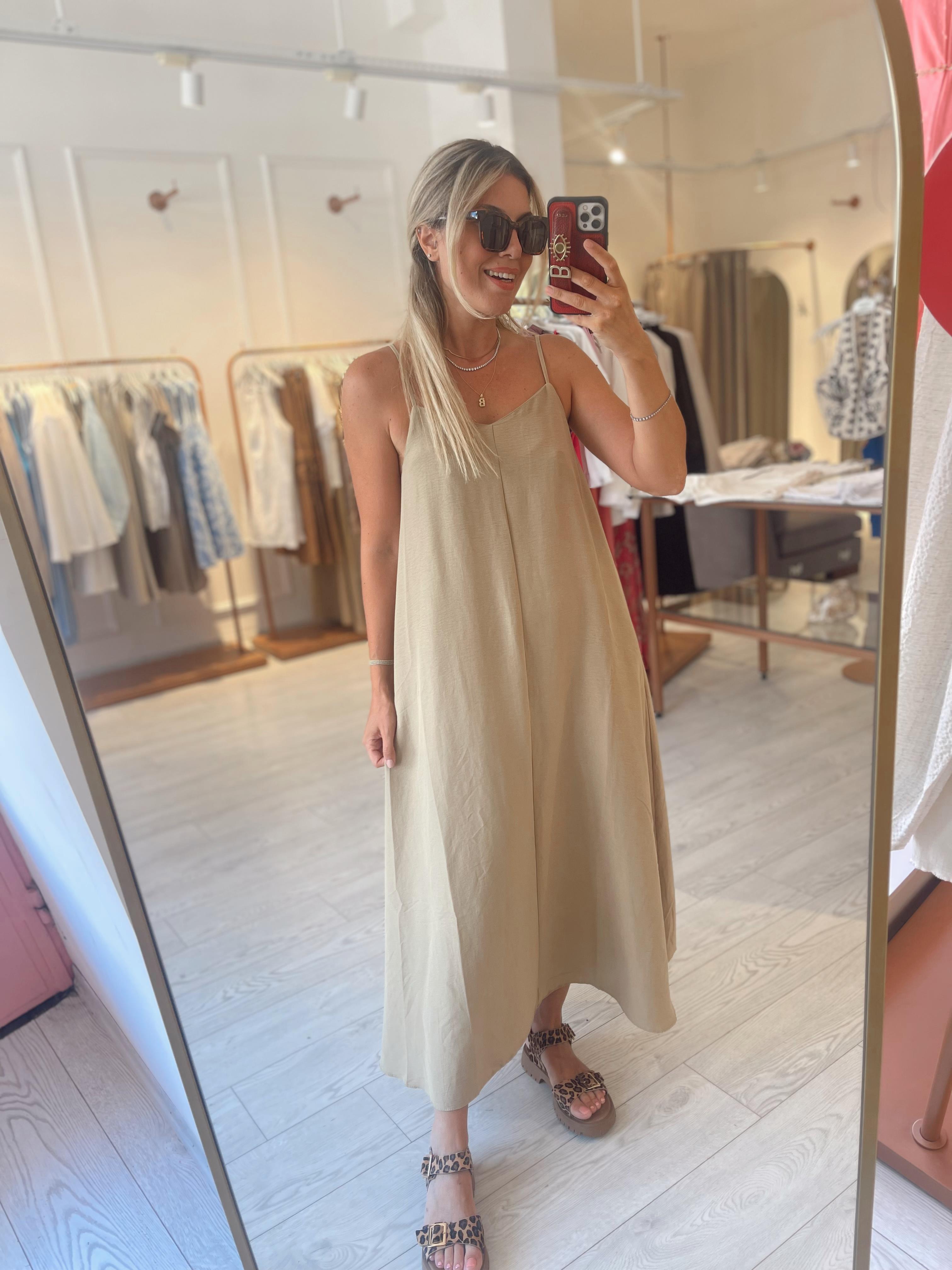 Çağla Yeşili Ayarlanabilir Askılı Maxi Elbise