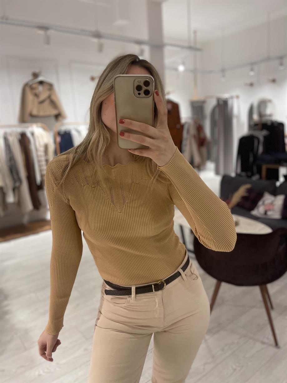 Camel Kayık Yaka Bluz