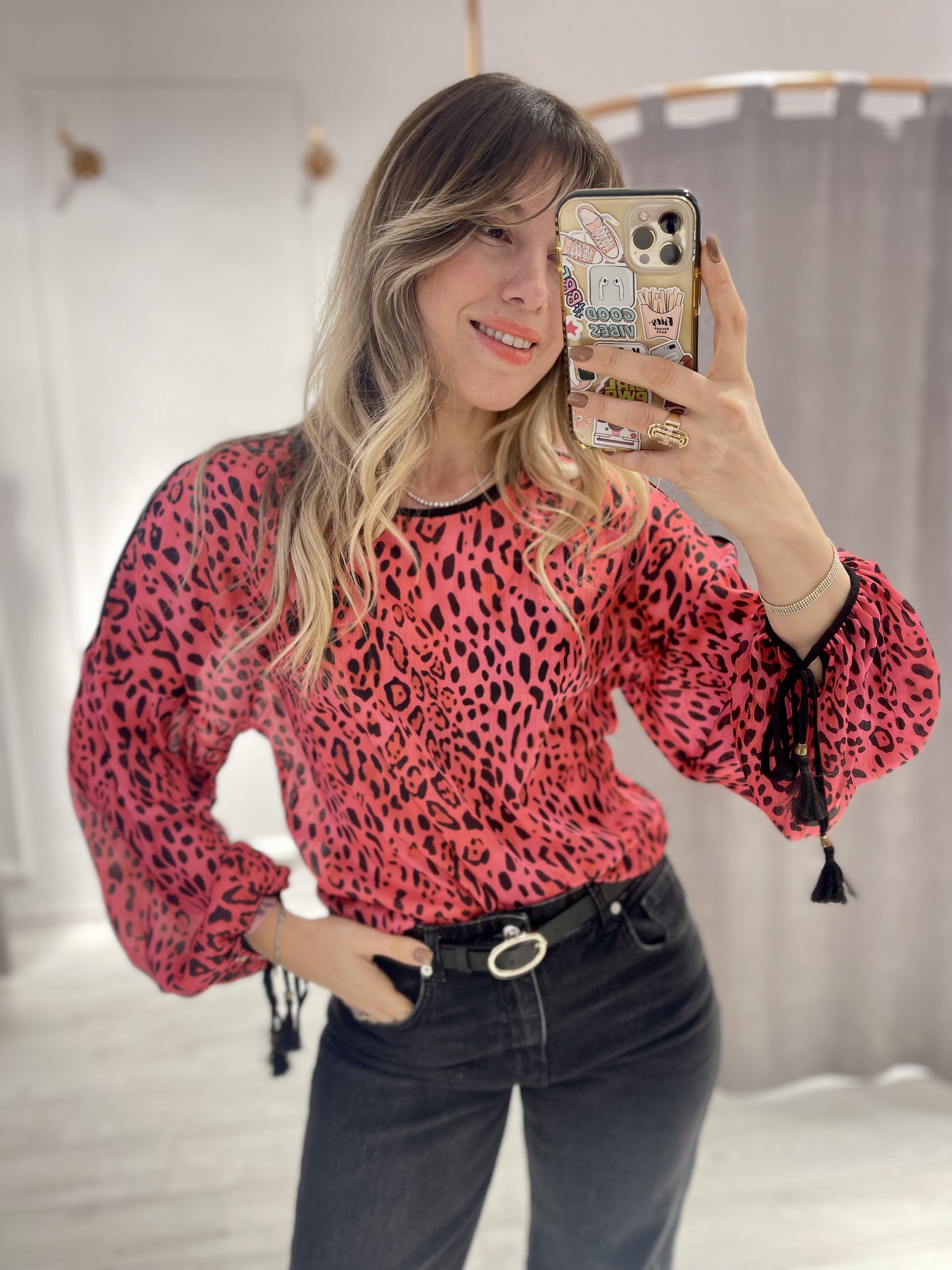 Fuşya Leopar Desenli Saten Bluz