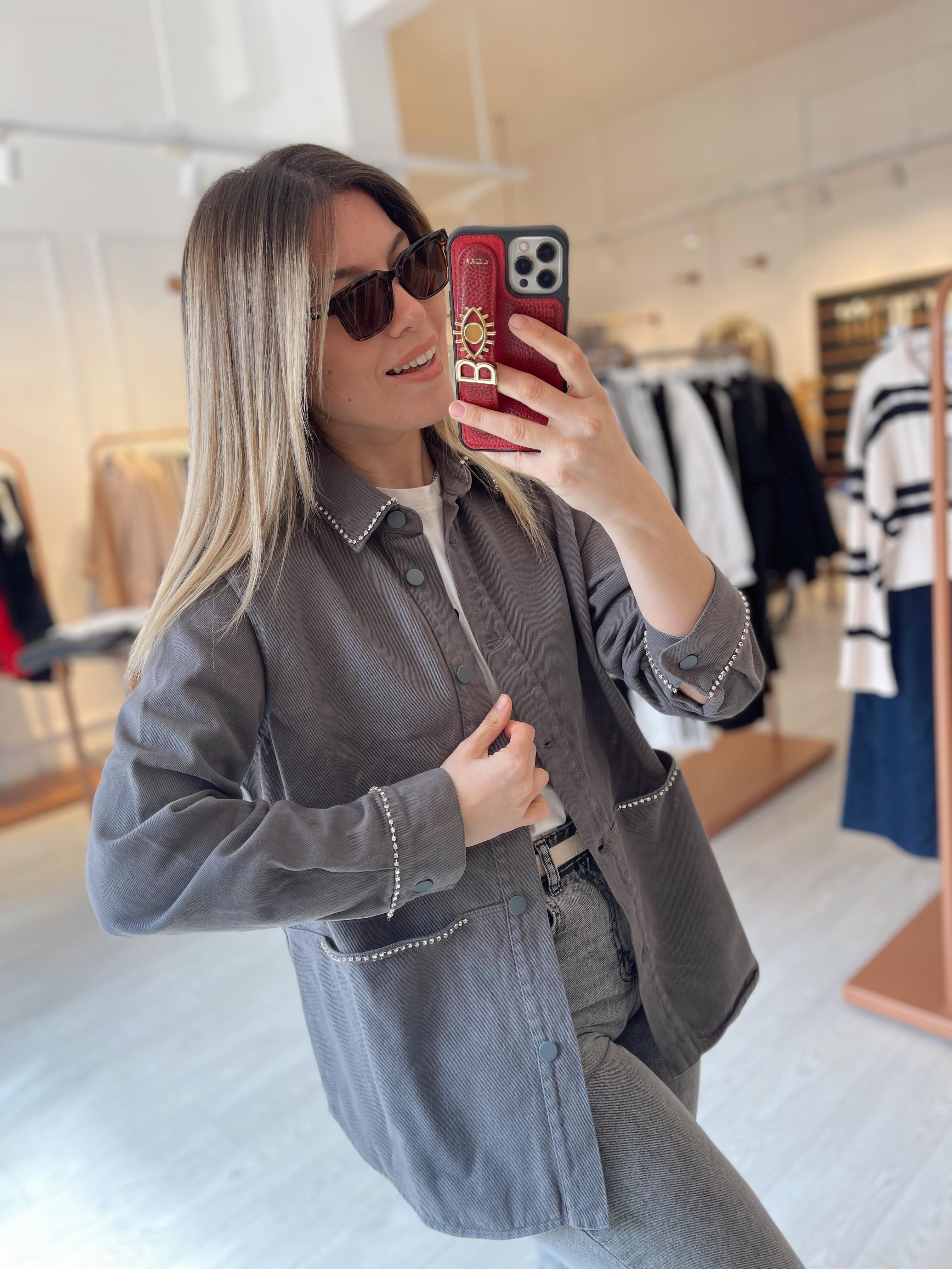 Gri Gabardin Kumaş Taş Detaylı Gömlek Ceket