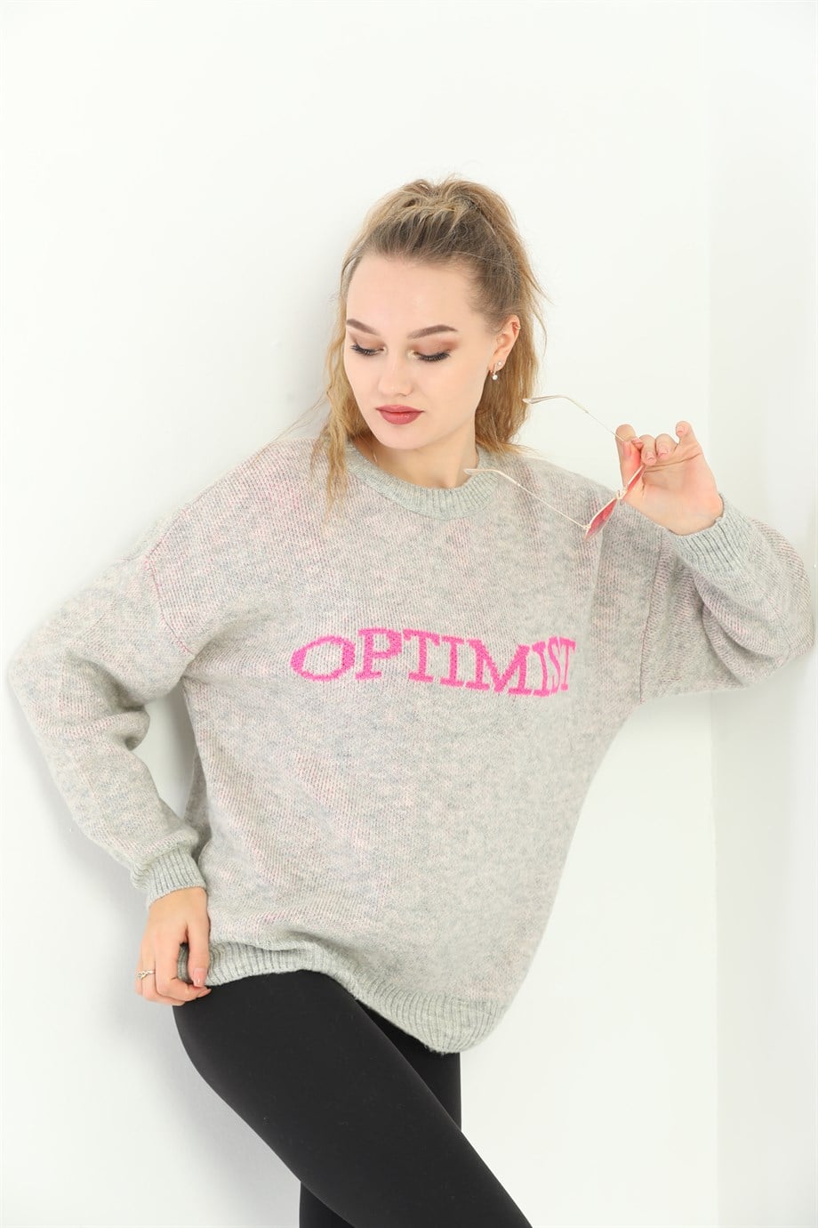 Gri Optimistic Slogan Kazak