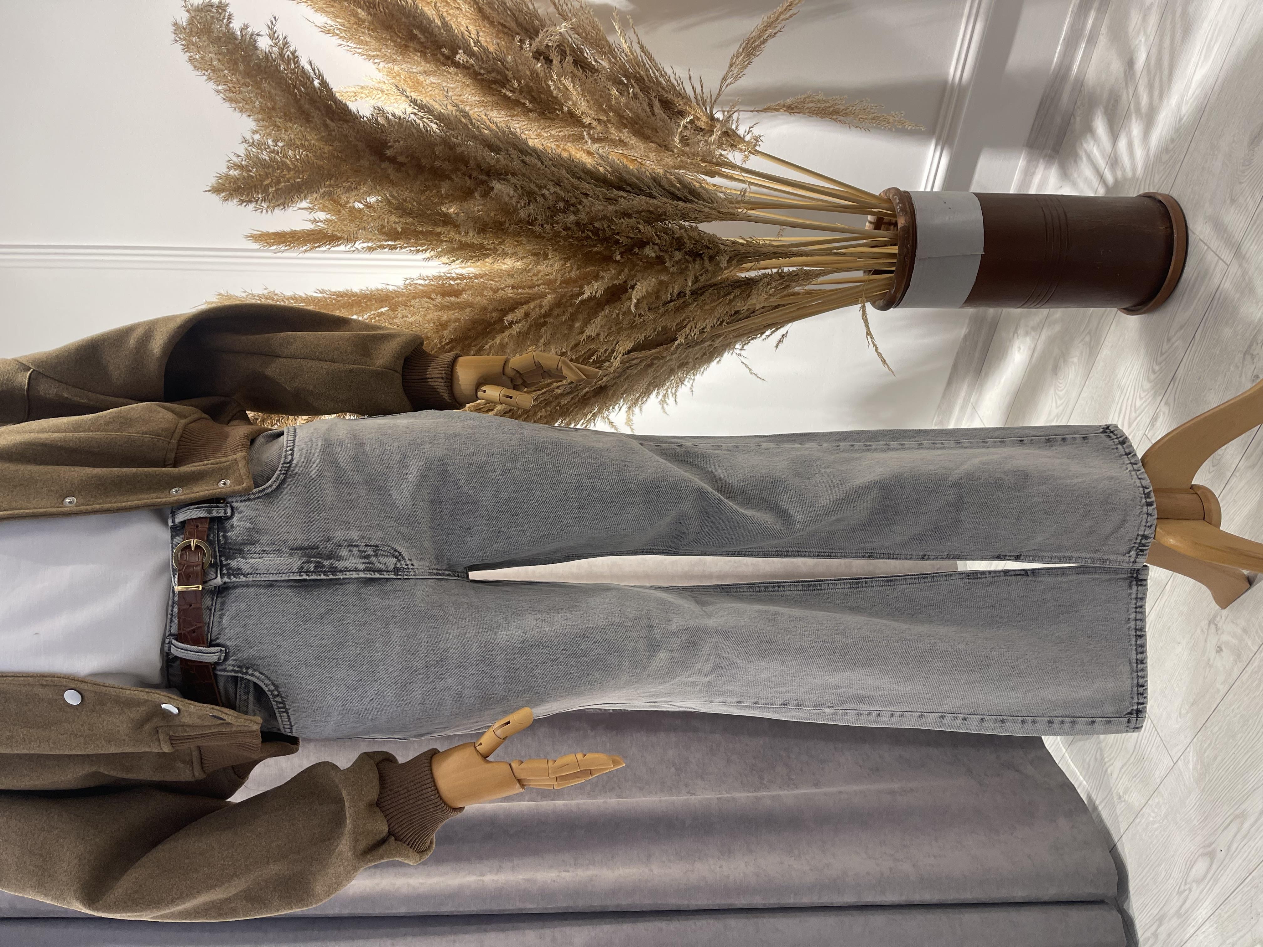 Gri Orj. Marka Paça Yırtmaçlı Straight Jean 