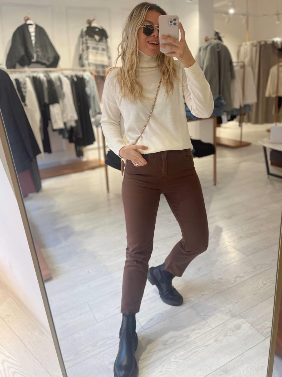 Kahverengi Orj. Marka Kesik Paça Boyfit Jean 