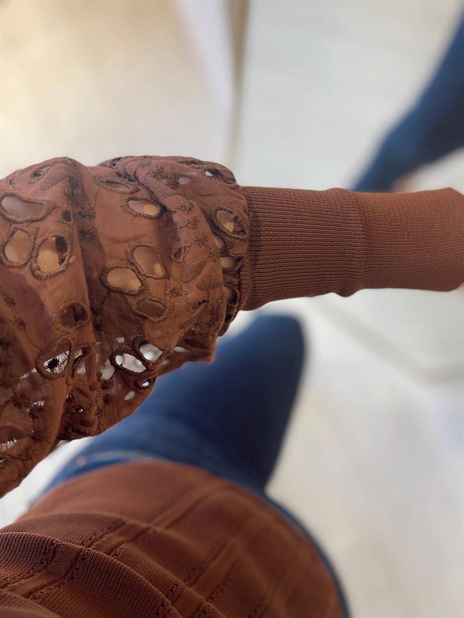 Kahverengi Prenses Kol Detaylı Korse Model Çelik Triko Bluz · 3