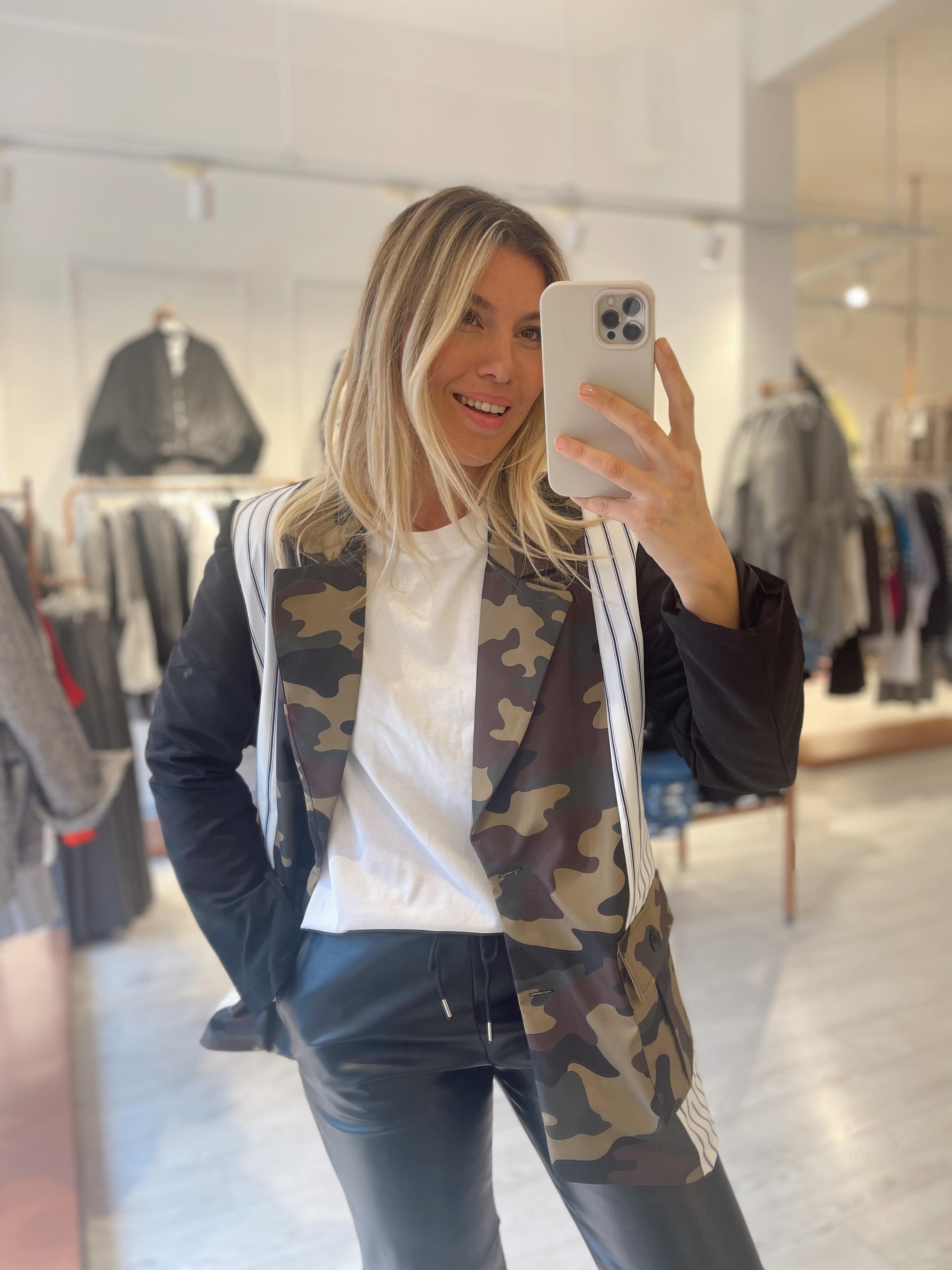 Kamuflaj Desenli Tasarım Blazer · 3