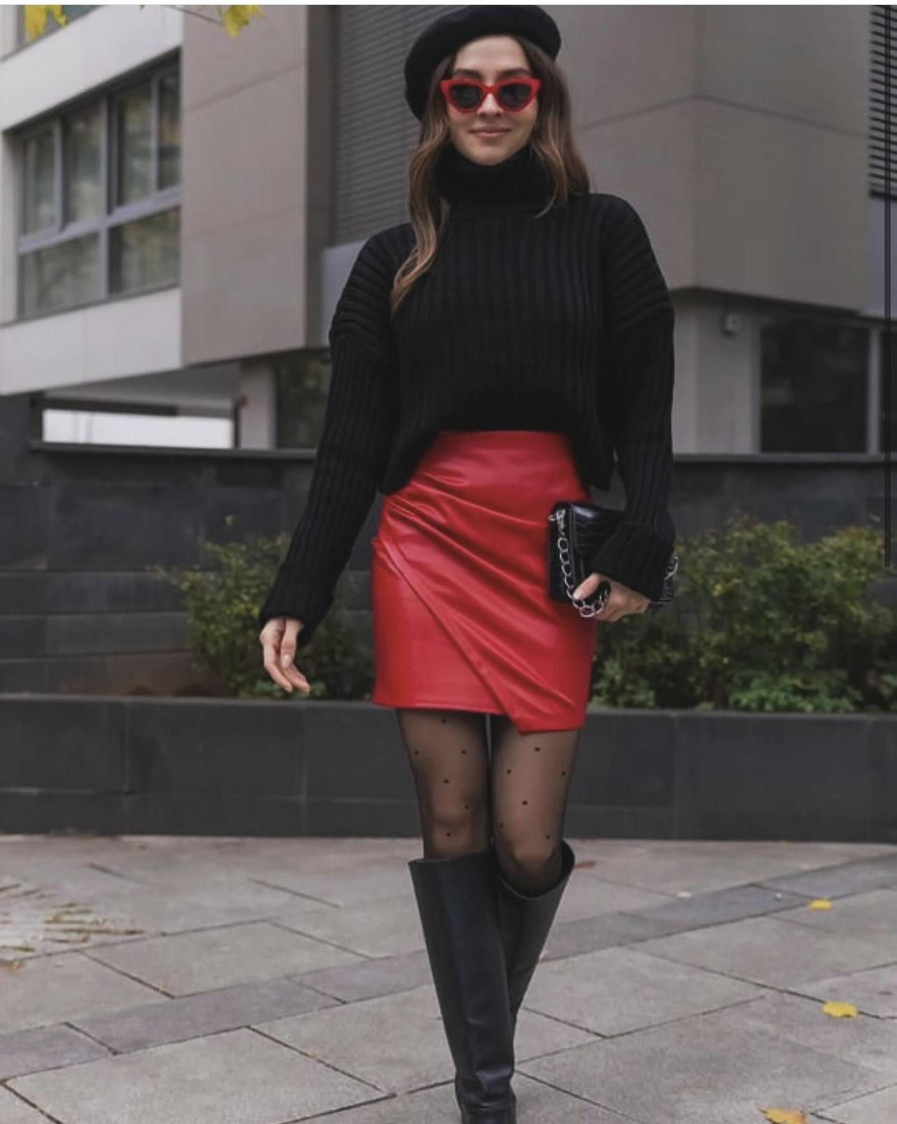 Kırmızı Deri Mini Etek