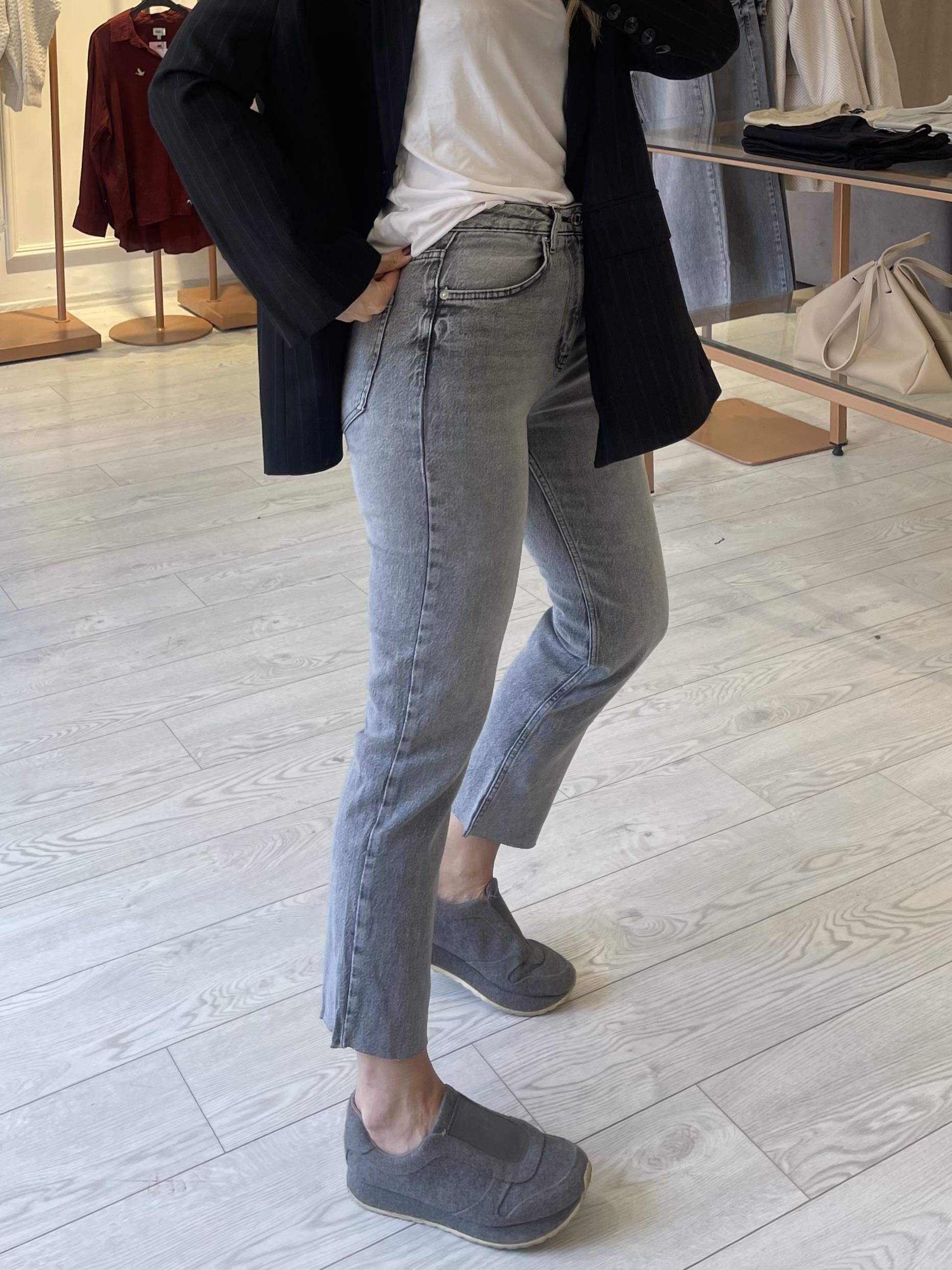 Linda Gri Likralı Boyfit Jean 