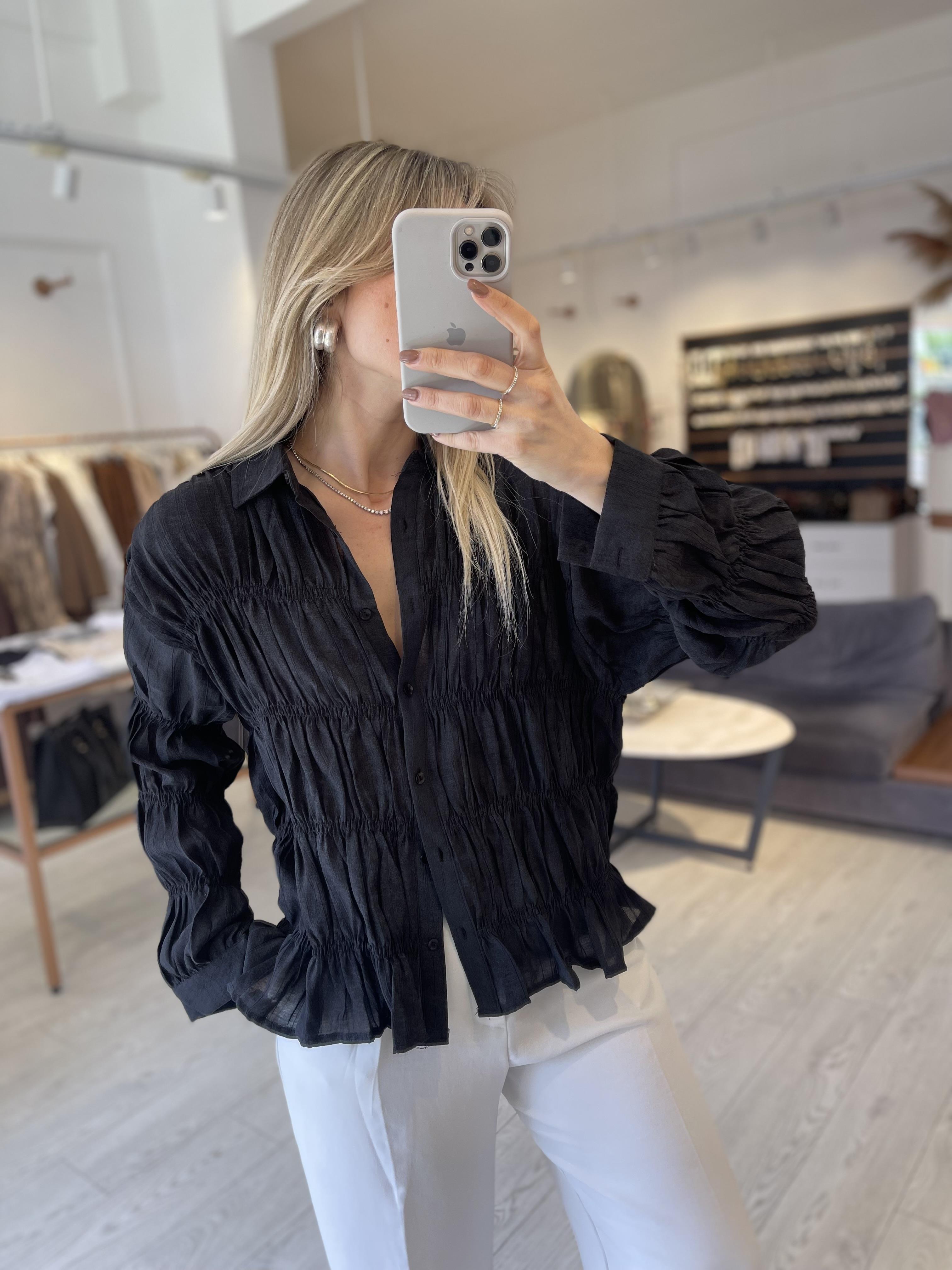 Mas.Siyah Tasarım Gömlek