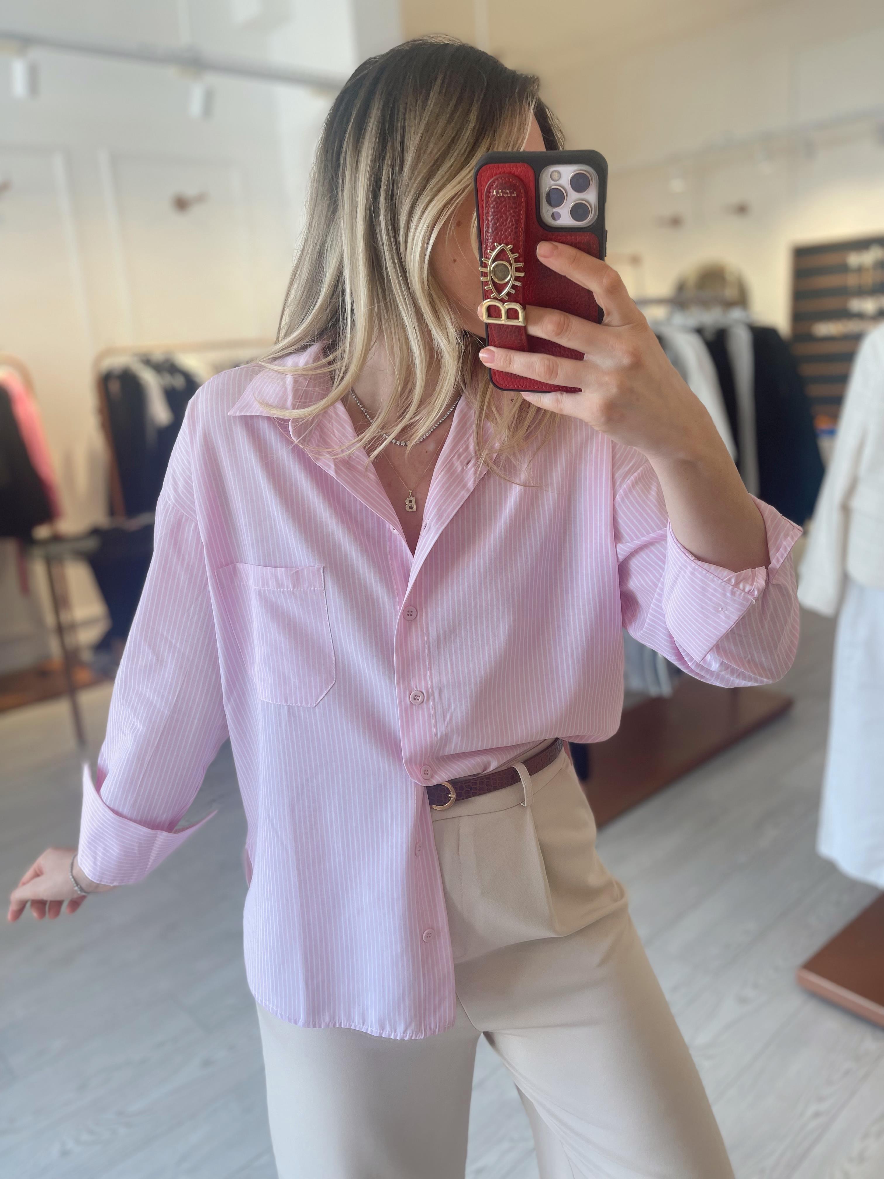 Pembe Çizgili Beyaz Poplin Gömlek