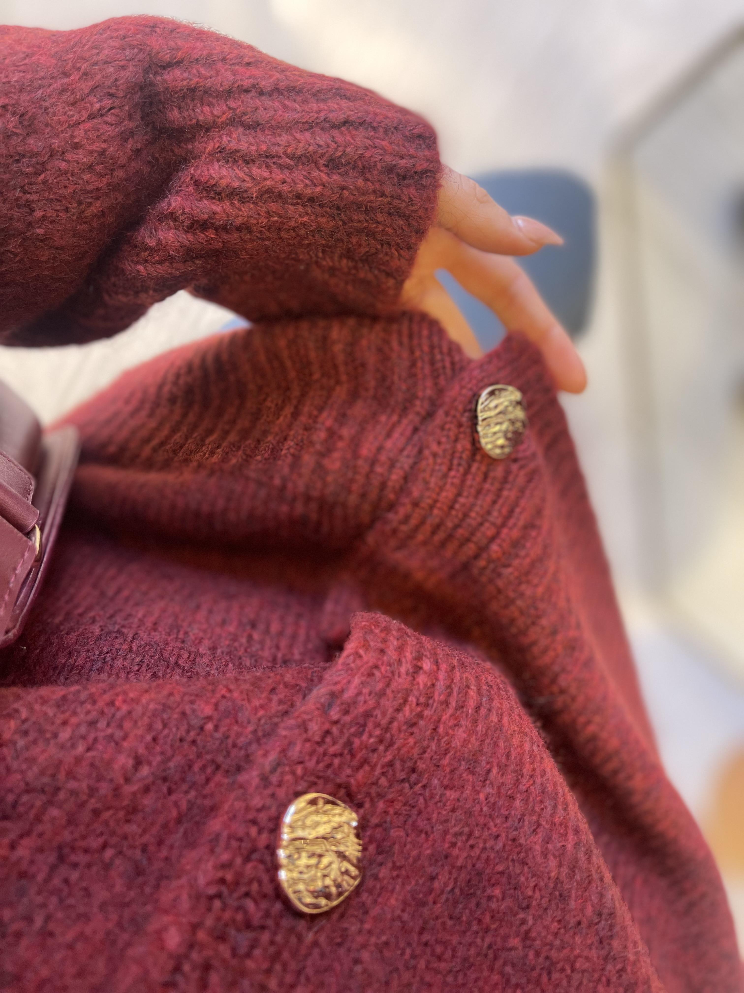 Premium Bordo Gold Düğmeli Hırka · 3