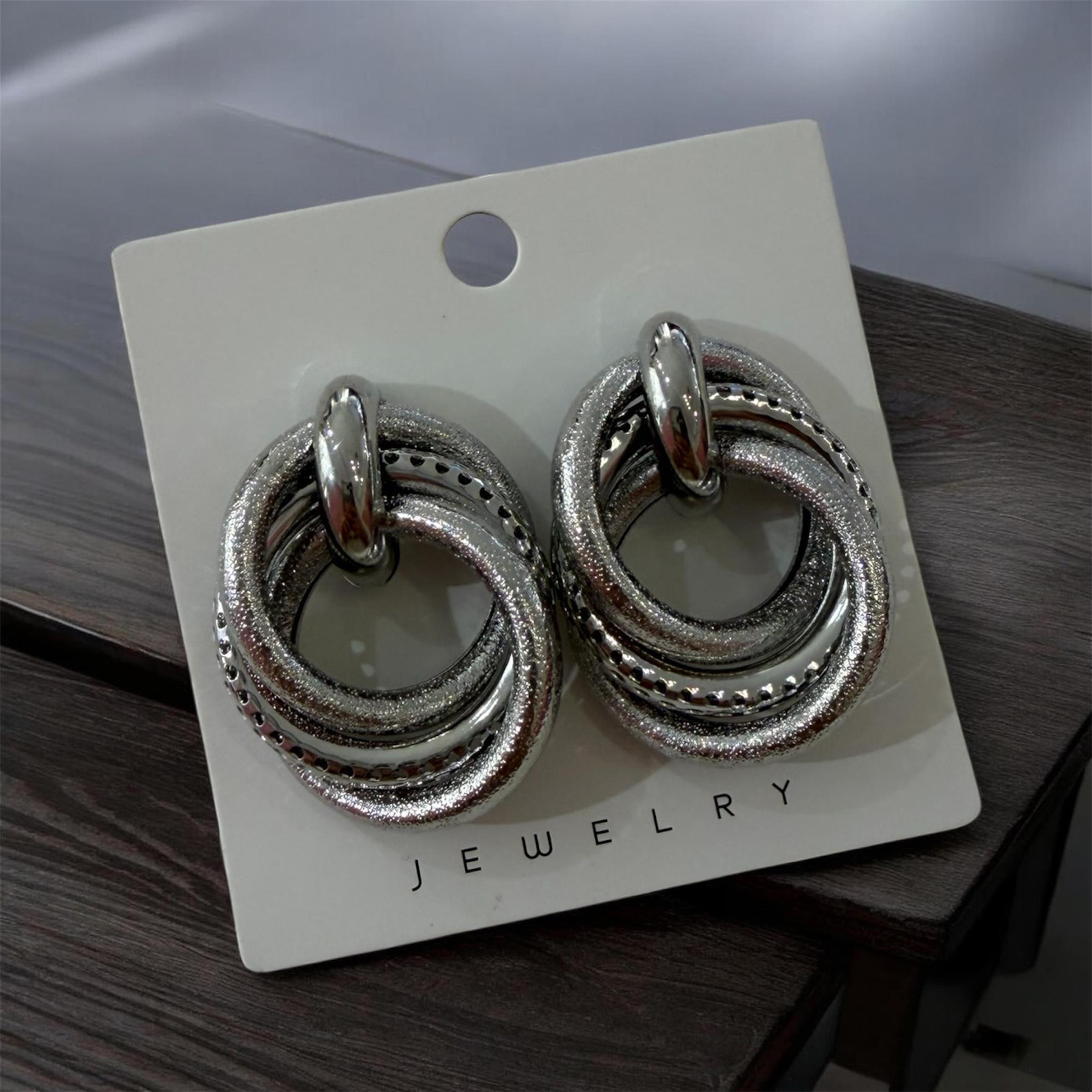 Silver Burgu Dokulu Halka Küpe