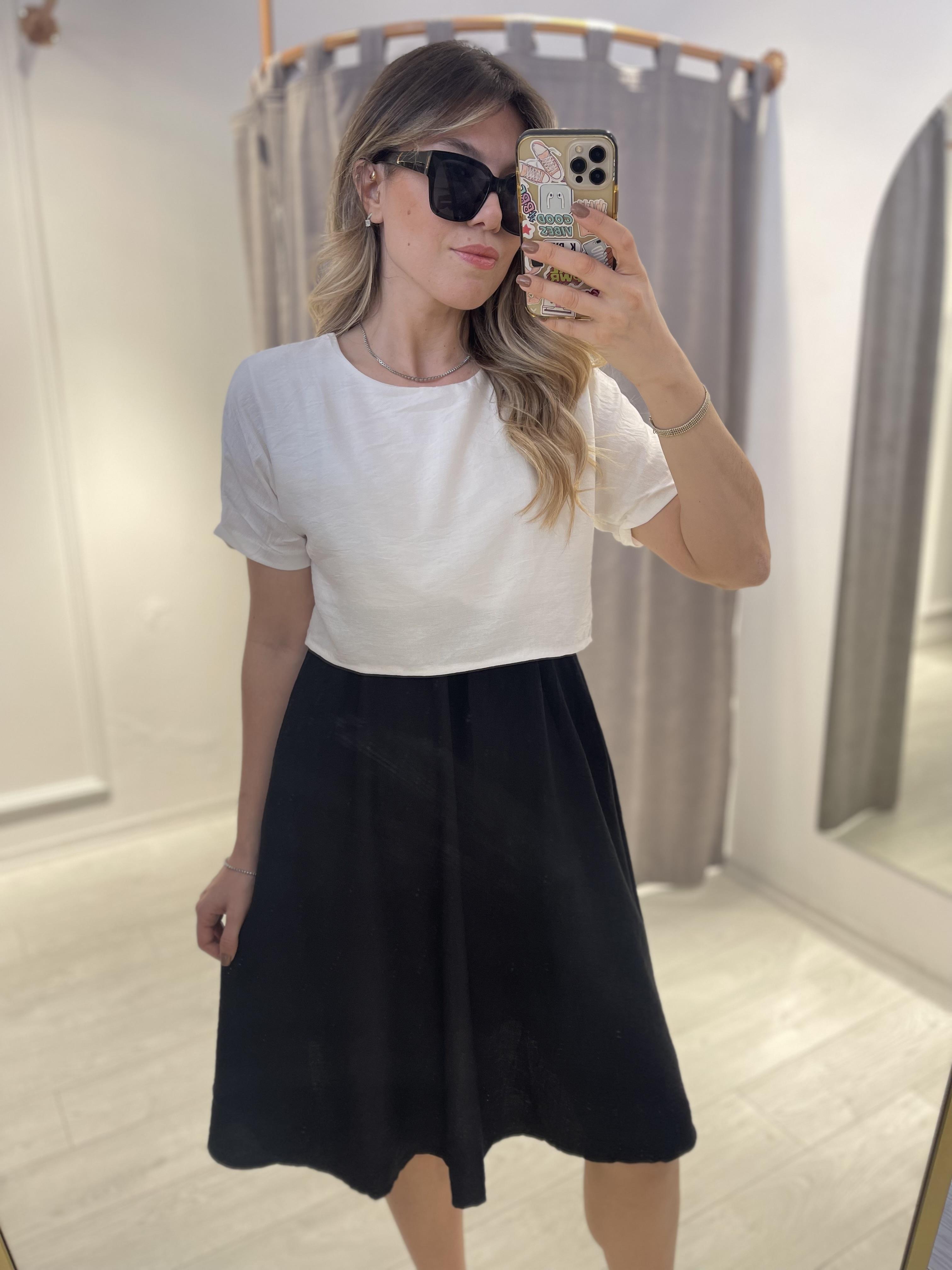 Siyah Beyaz Yarım Kollu Midi Elbise