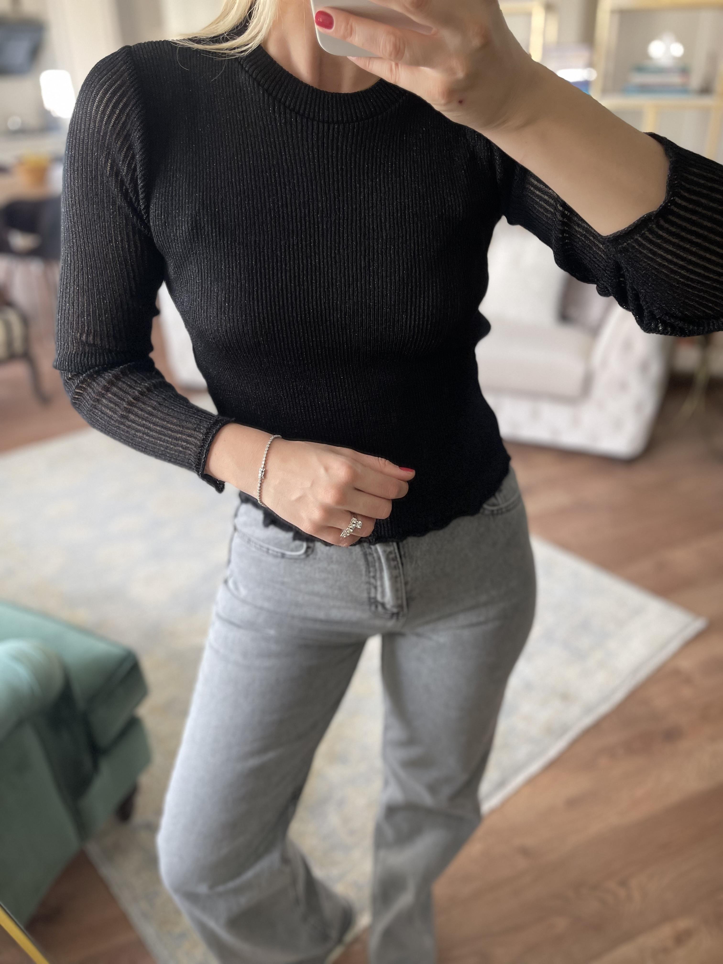 Siyah Bisiklet Yaka Parlak Fitilli Triko Bluz