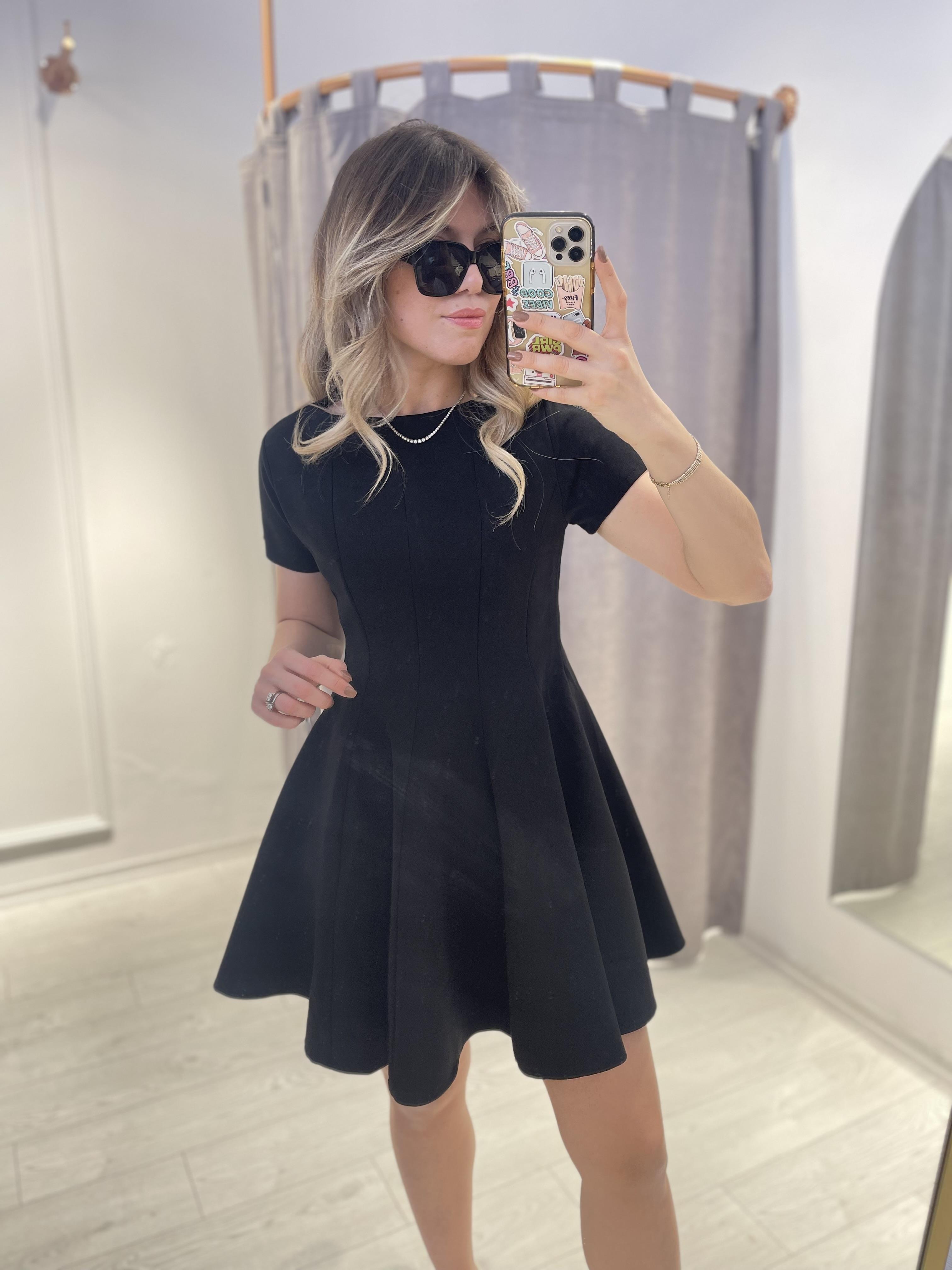 Siyah Bisiklet Yaka Pileli Mini Elbise