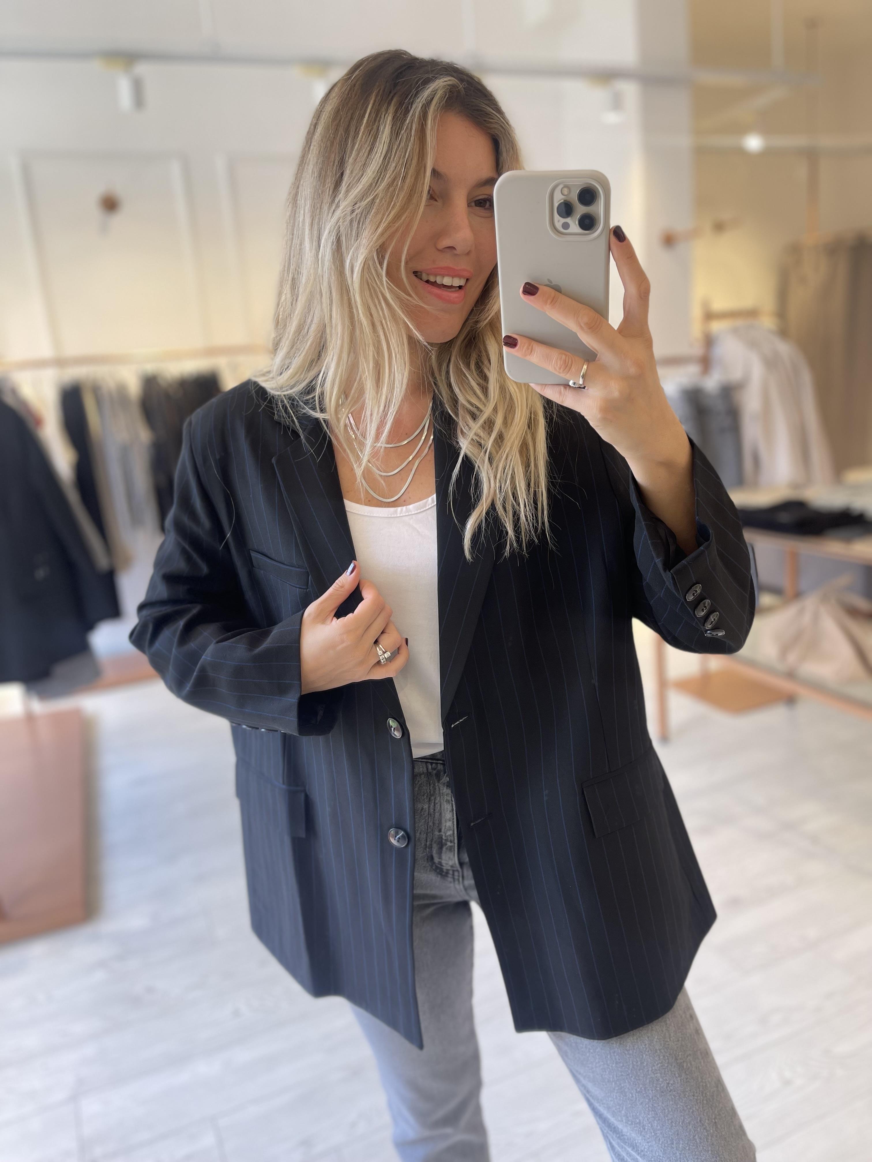 Siyah Mavi Çizgili Premium Seri Oversize Blazer · 3