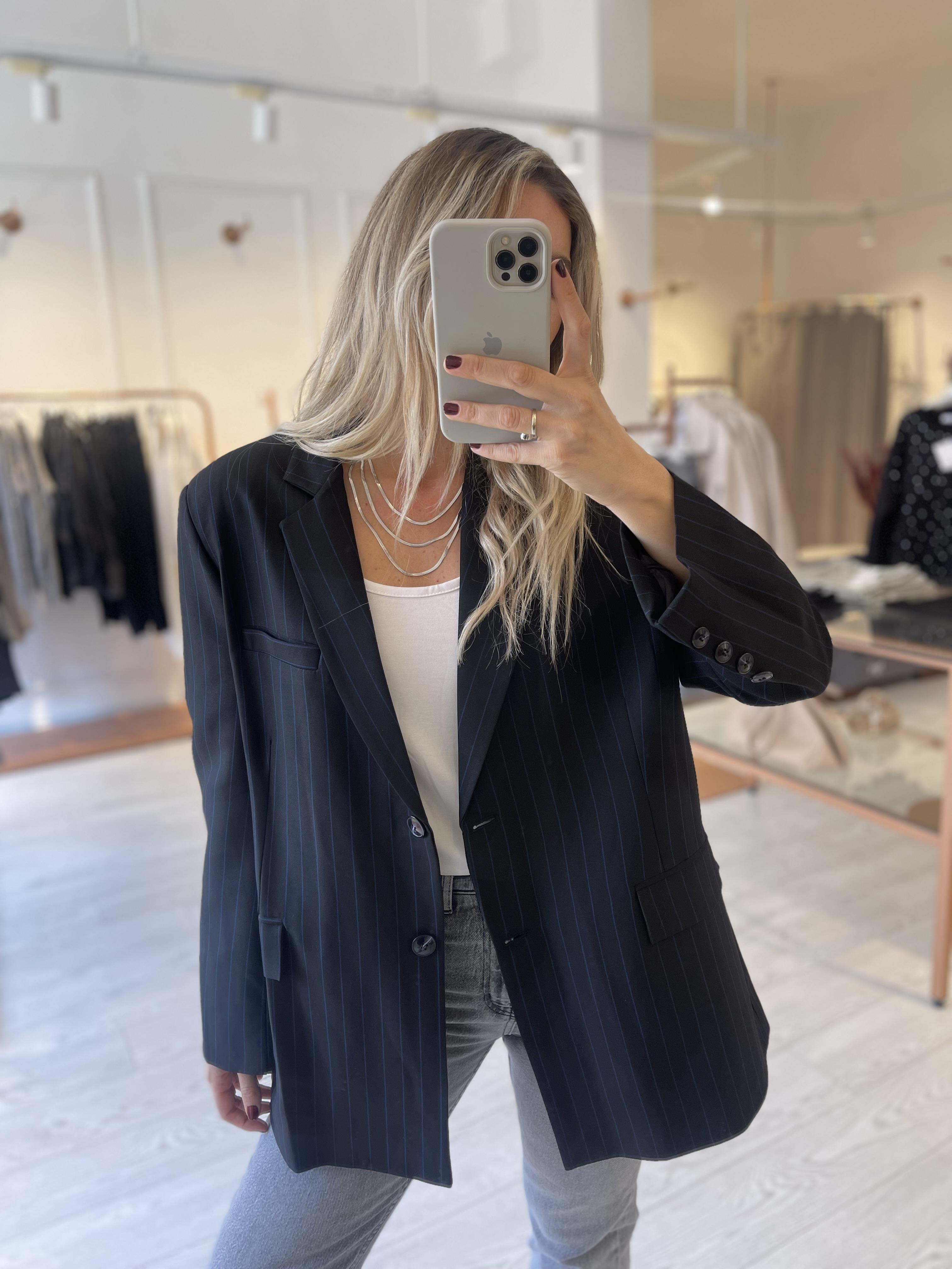 Siyah Mavi Çizgili Premium Seri Oversize Blazer · 4