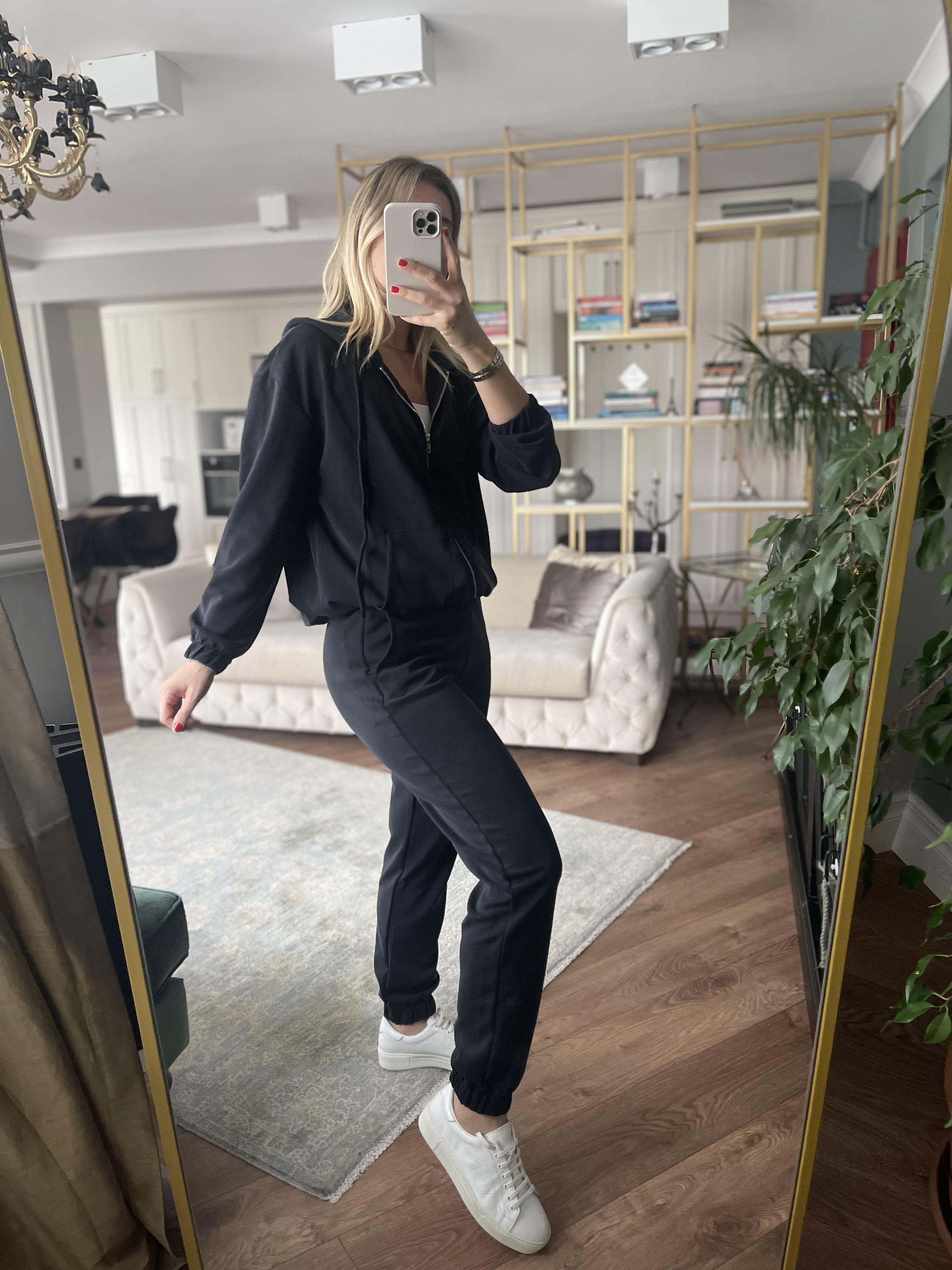 Siyah Modal Kumaş Jogger · 3
