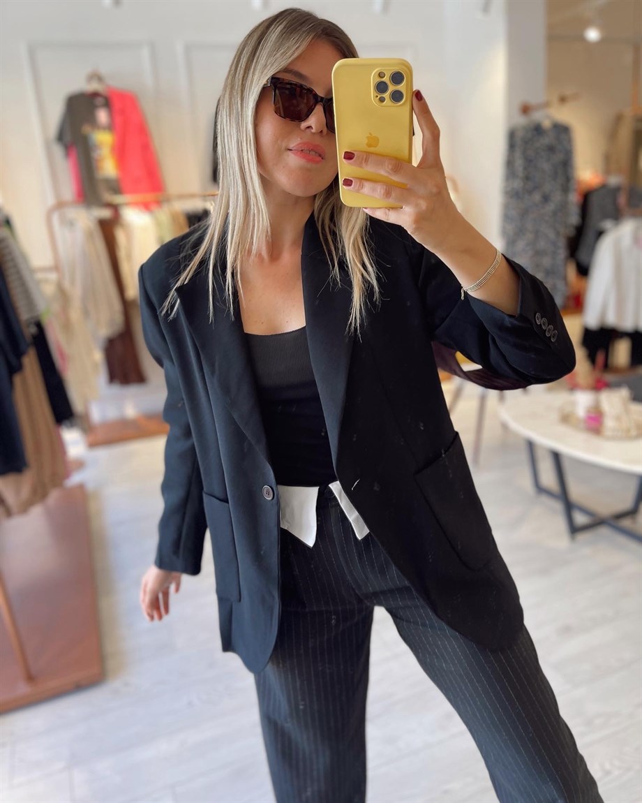 Siyah Oversize Tek Düğme Blazer Ceket