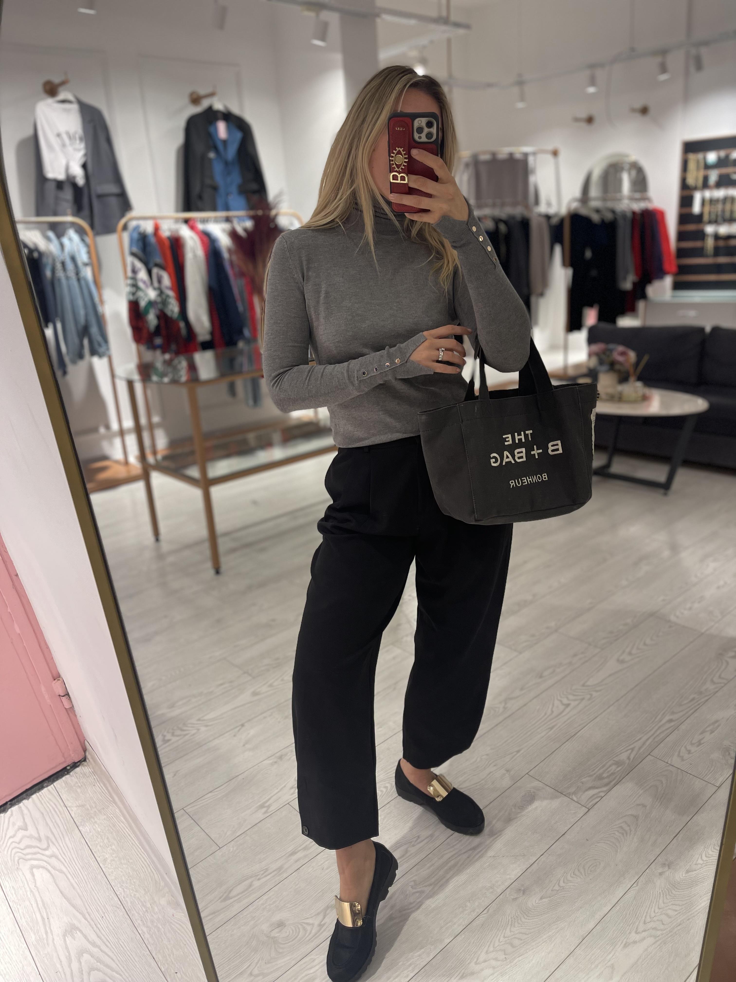 Siyah Paça Detaylı Tasarım Pantolon