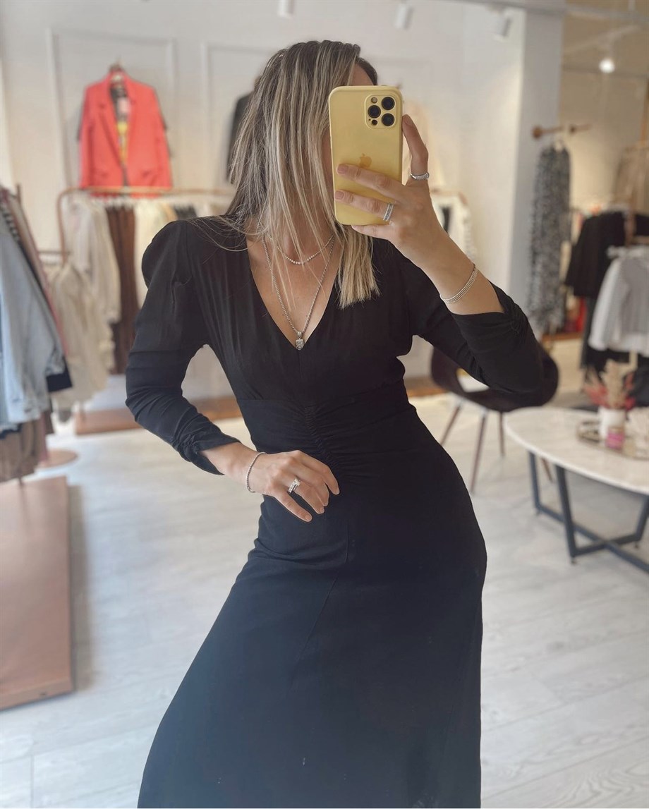 Siyah Sırt Dekolteli V Yaka Elbise