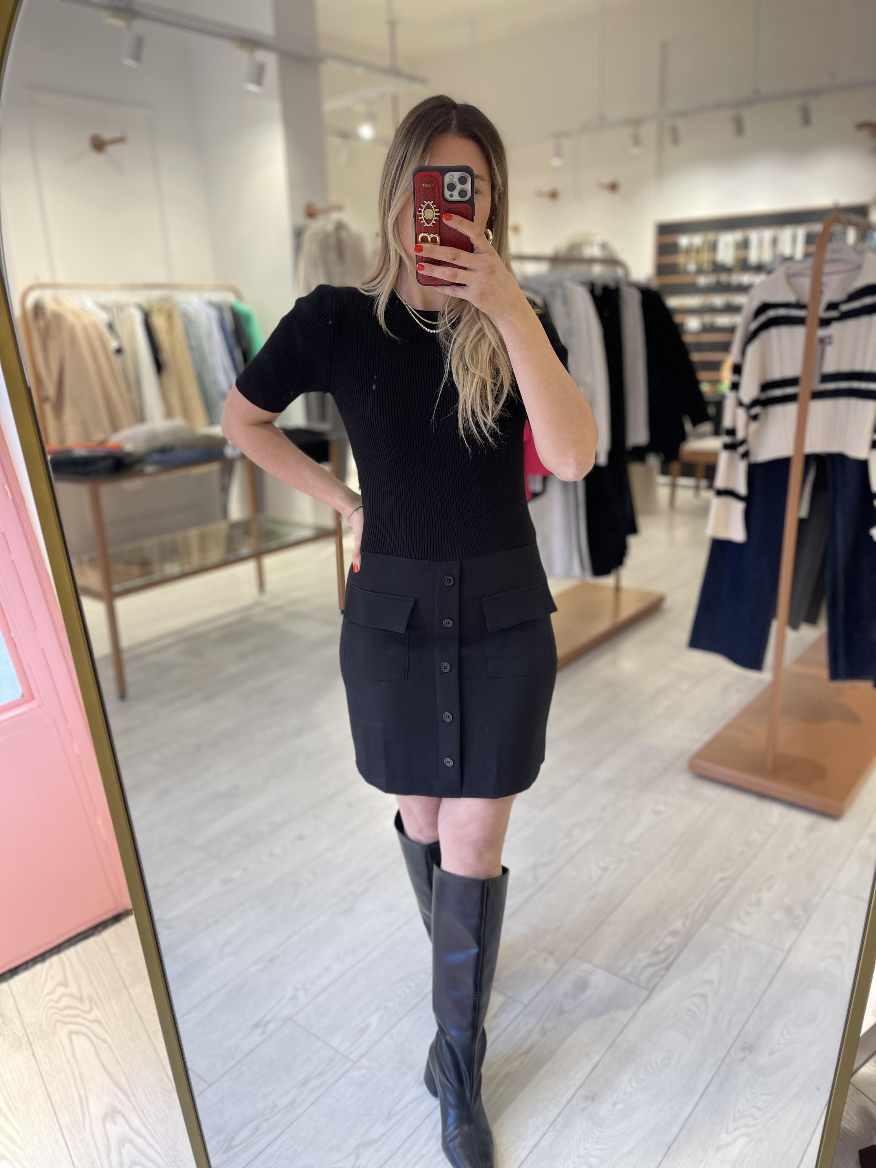 Siyah Tasarım Fitilli Triko Elbise