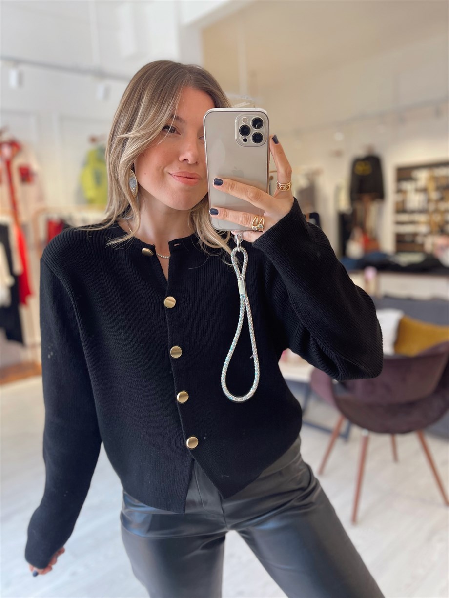 Siyah Vatkalı Gold Düğmeli Triko Hırka