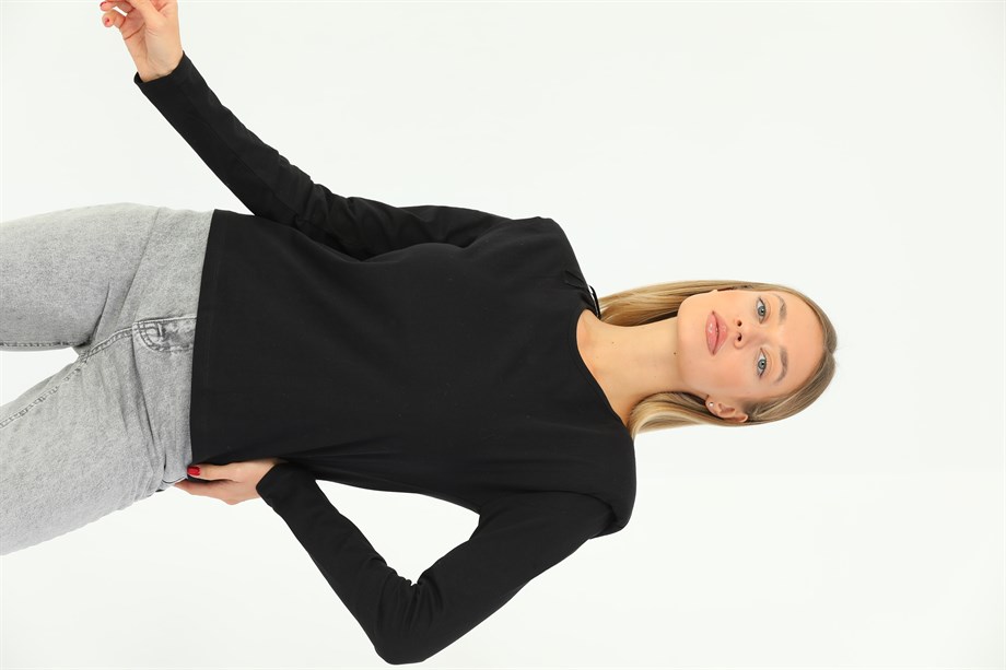 Siyah Vatkalı Uzun Kol Bluz