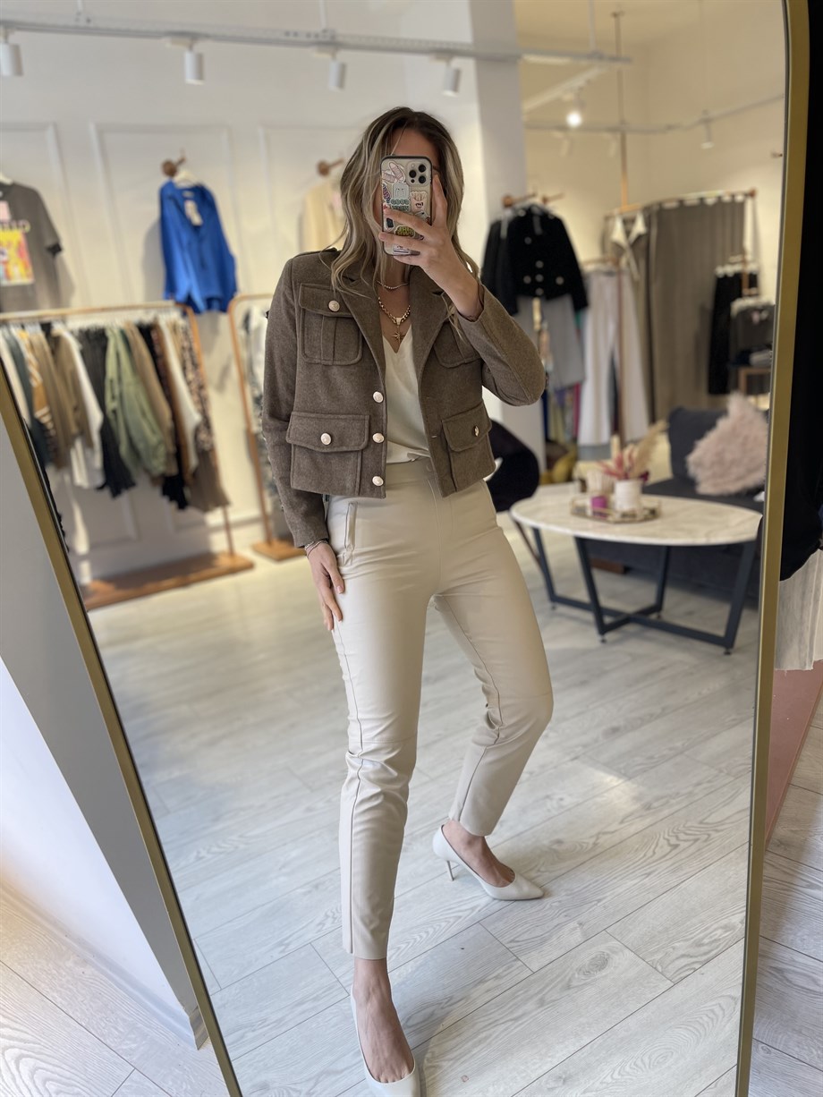 Taş Boru Paça Deri Pantolon