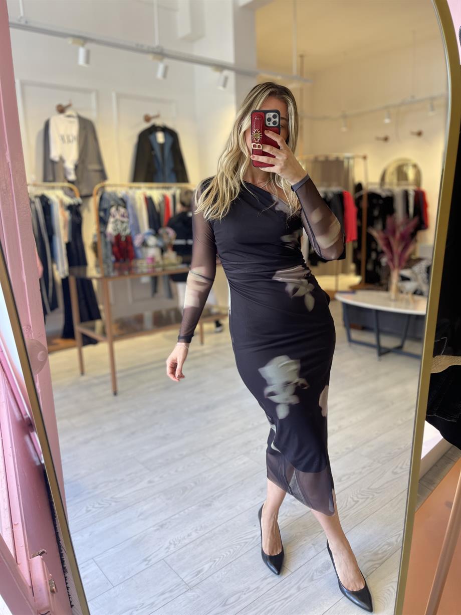 Tek Omuz Dekolte Şifon Elbise