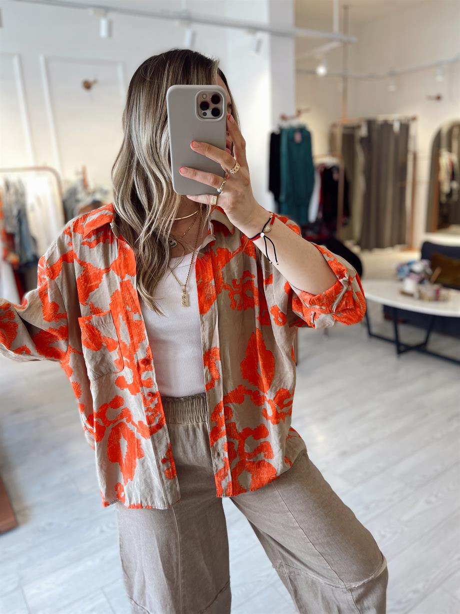 Turuncu Desenli Oversize Tensel Gömlek