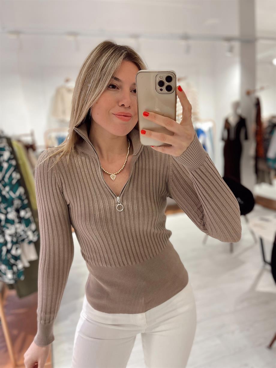 Vizon Fermuar Yaka Çelik Triko