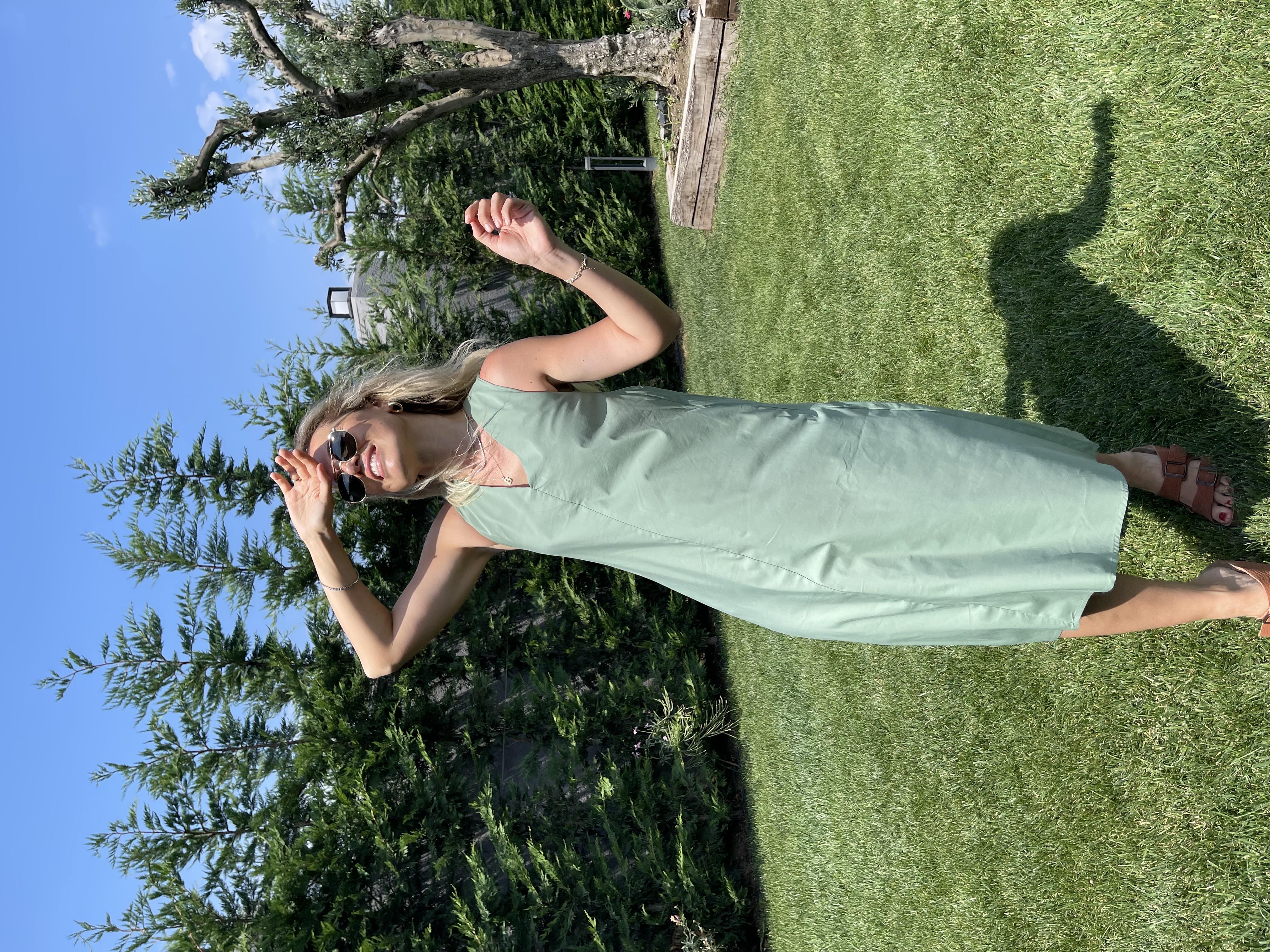 Yeşil V Yaka Cepli Midi Elbise