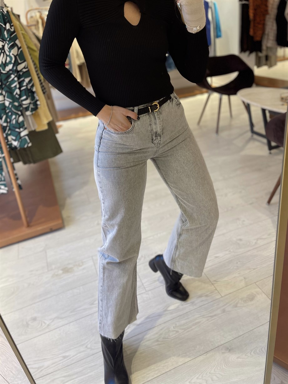 ZR Açık Gri Wide Leg Kesik Paça Jean · 2
