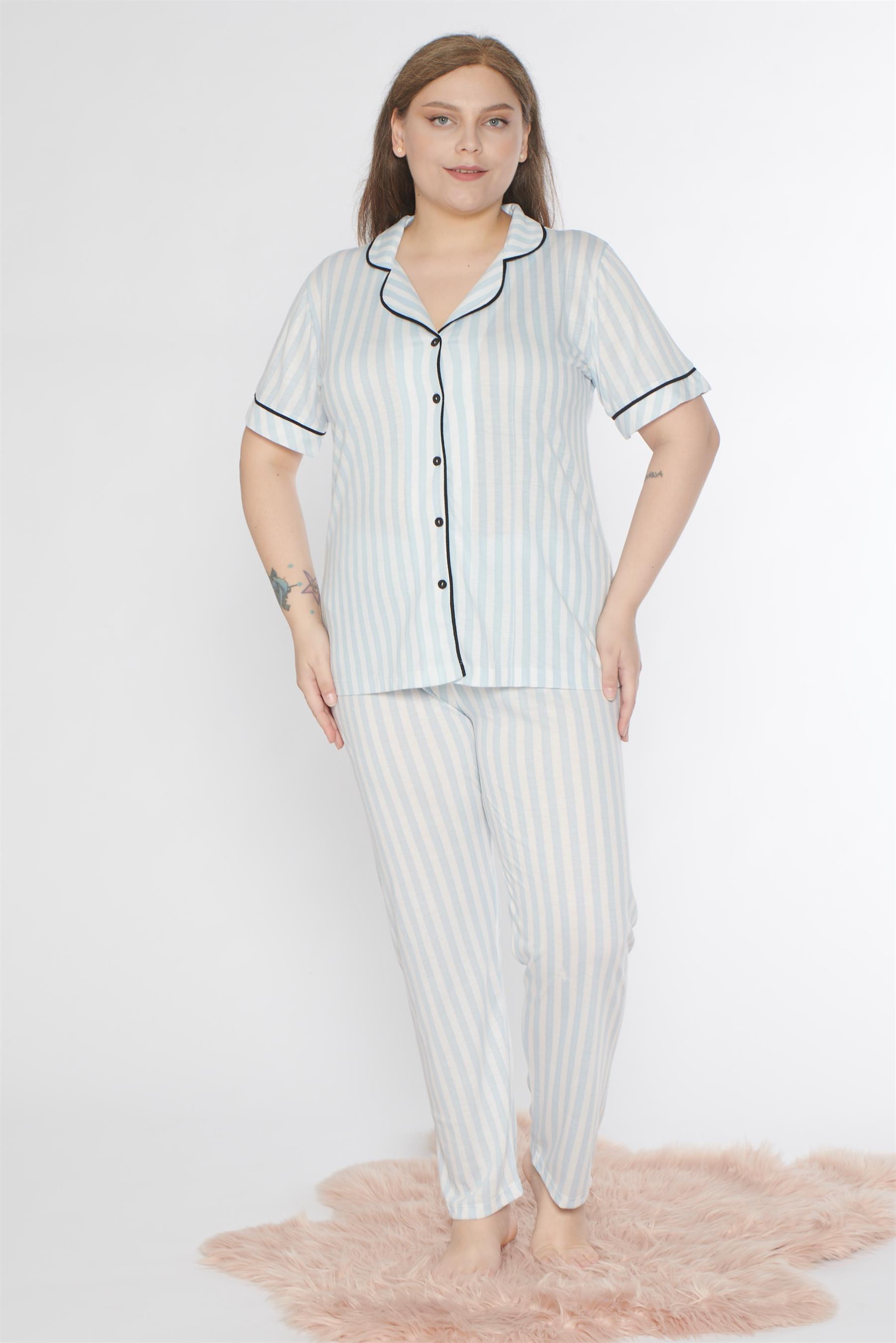 BOYDAN DÜĞMELİ BATTAL BÜYÜK BEDEN ÇİZGİLİ KISA KOL PİJAMA TAKIMI ALPERİ B780-26