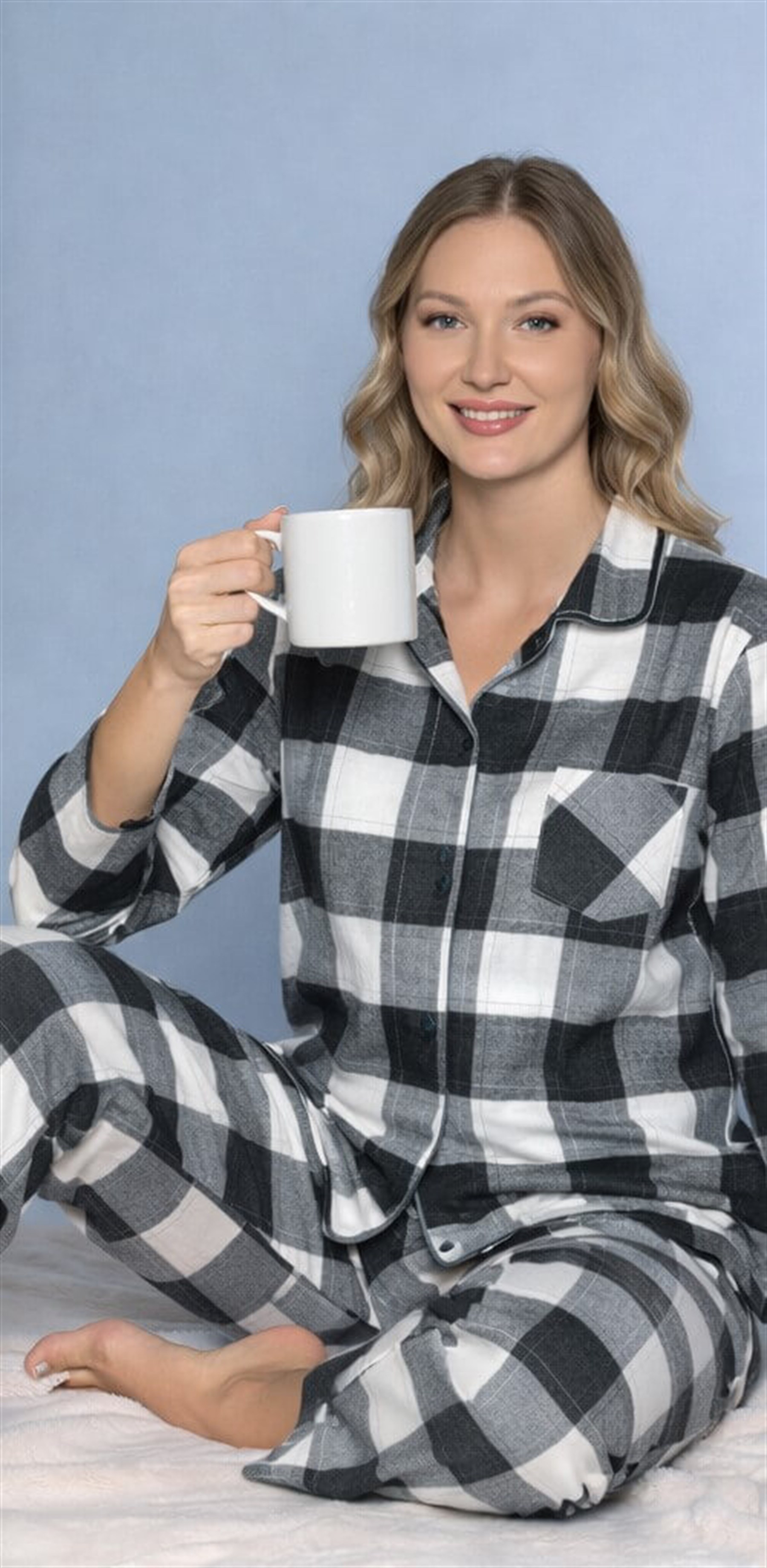 Kadın Kışlık Kalın Dokuma Ekose Pijama Takımı – Düğmeli Uzun Kollu Rahat Ev Giyim 09-277