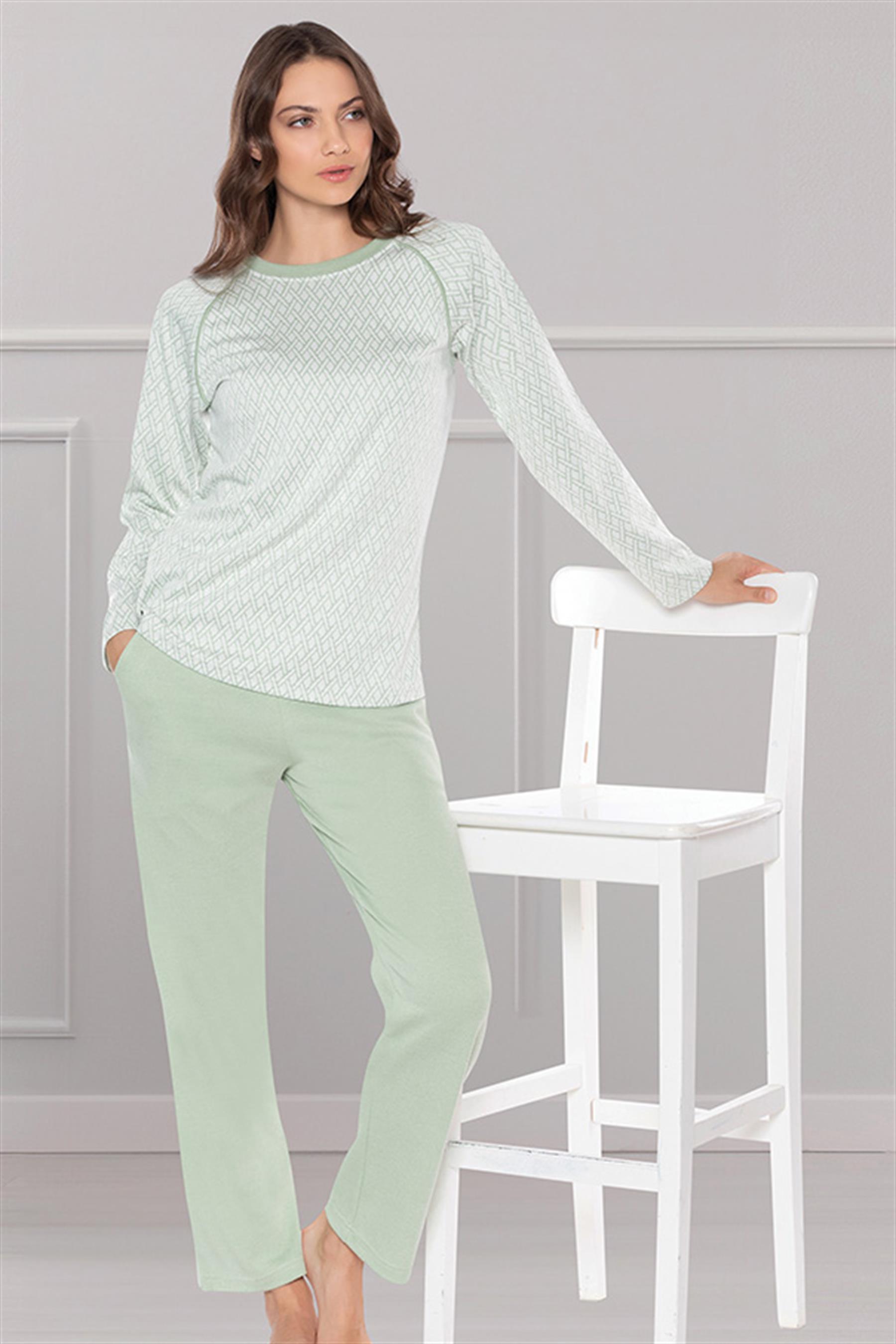 UZUN KOL JAKARLI KUMAŞ YUMUŞAK KIŞLIK ŞIK ZARİF PİJAMA TAKIM DOWRY 09-169