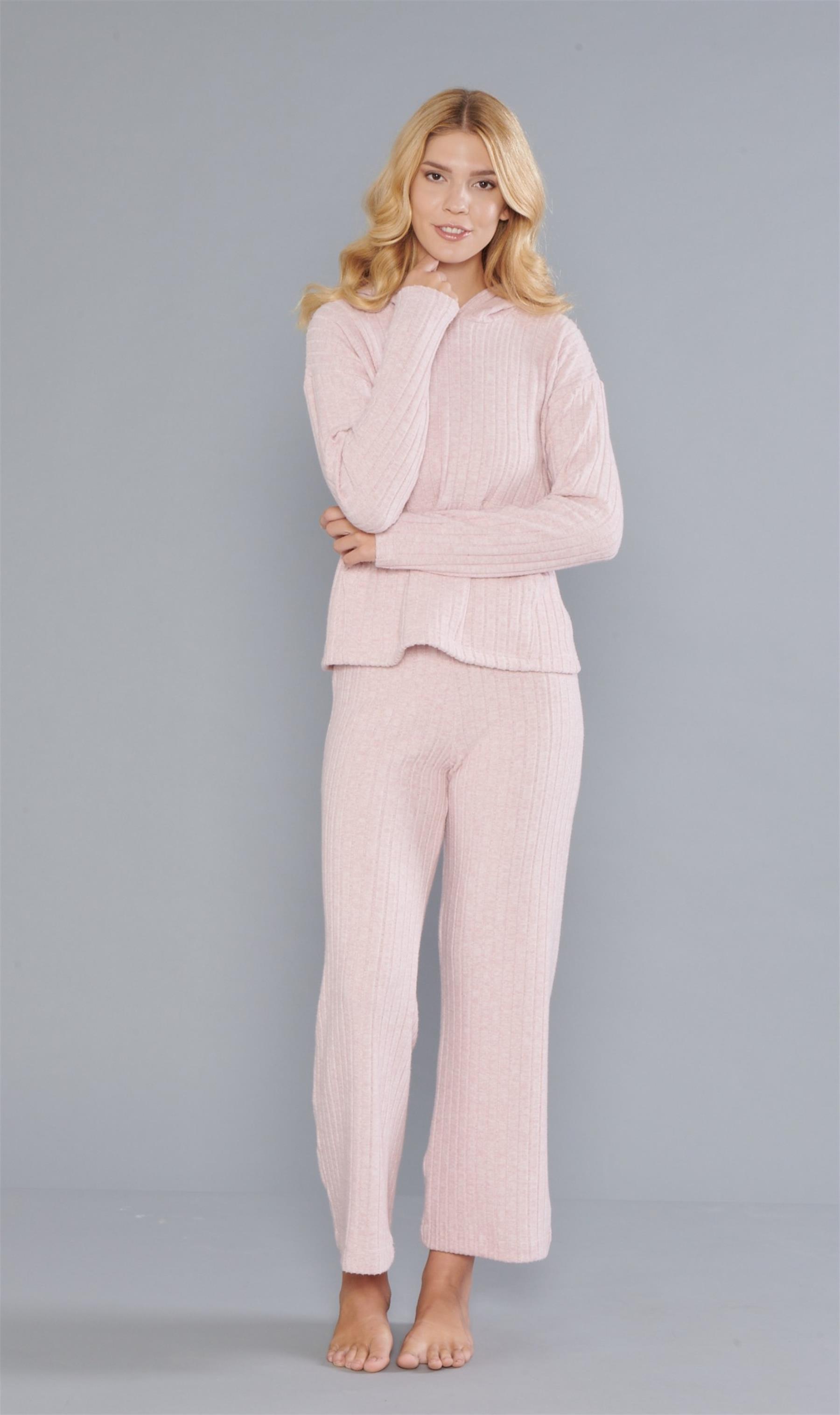 Kadın Kışlık Uzun Kollu Pijama Takımı - Yumuşak Dokulu 09-268