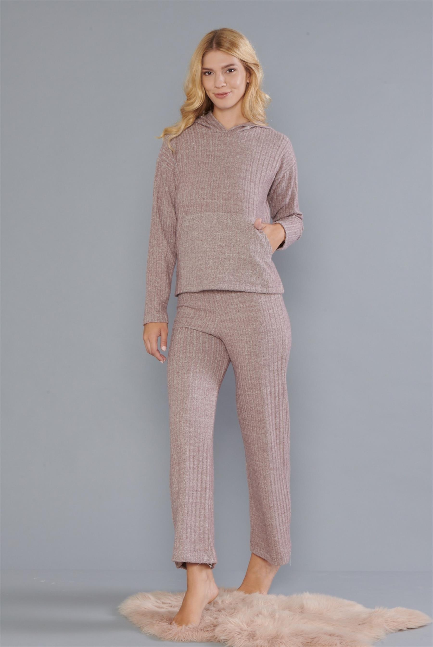 Kadın Kışlık Uzun Kollu Pijama Takımı - Yumuşak Dokulu 09-268
