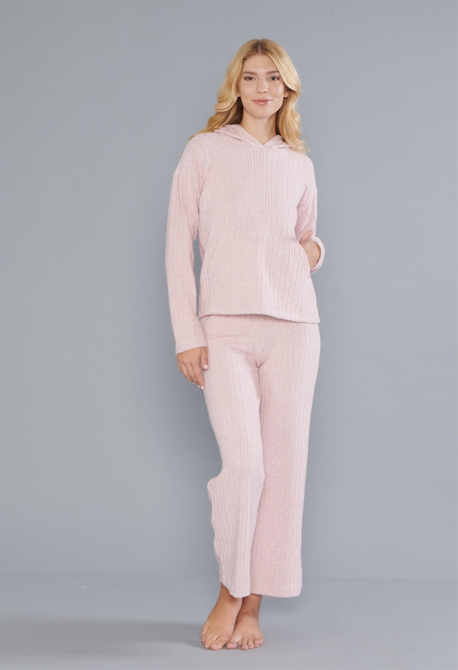 Kadın Kışlık Uzun Kollu Pijama Takımı - Yumuşak Dokulu 09-268