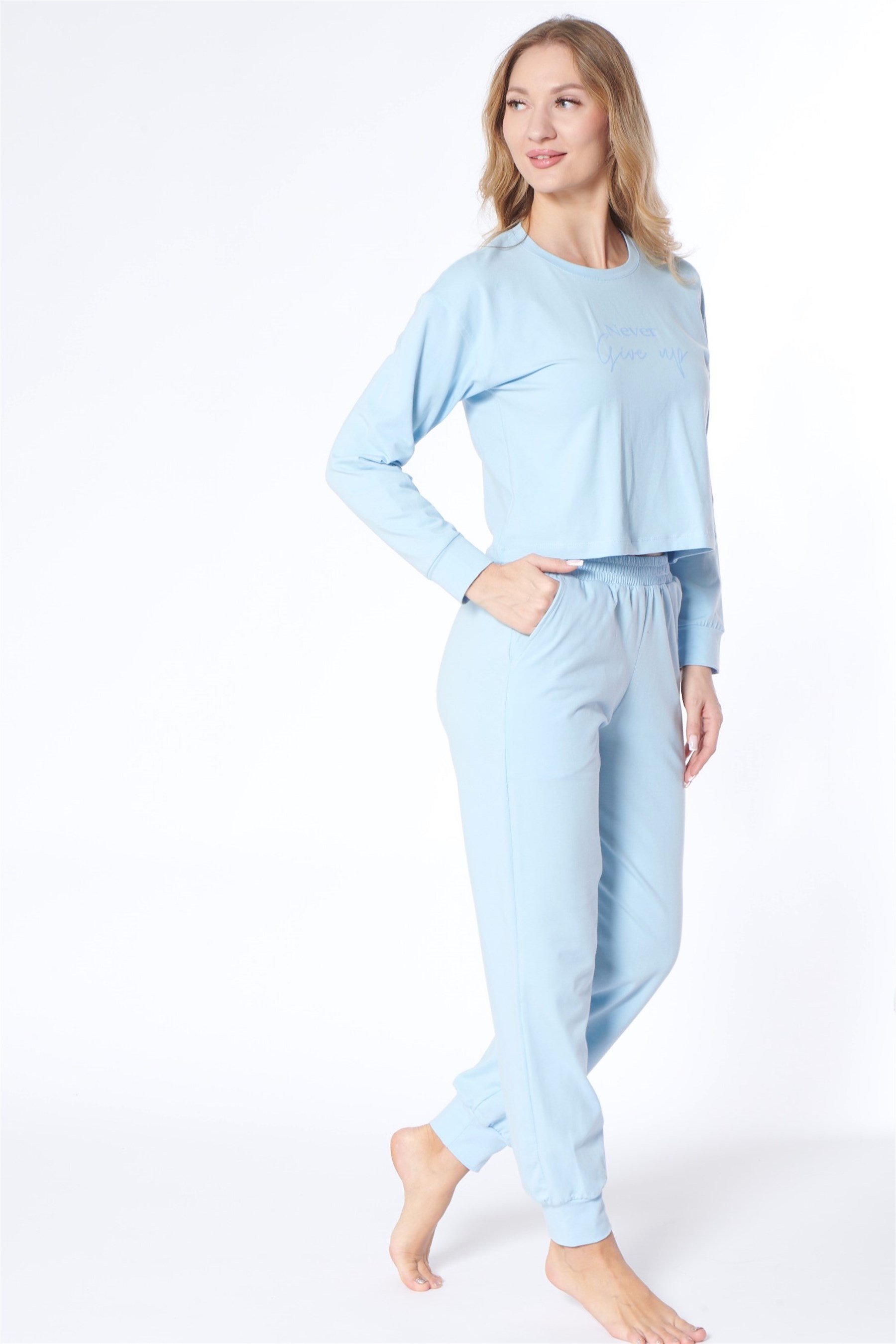 Kadın Uzun Kollu Pijama Takımı – Rahat Ev Giyim Eşofman Pijama Takım 09-278