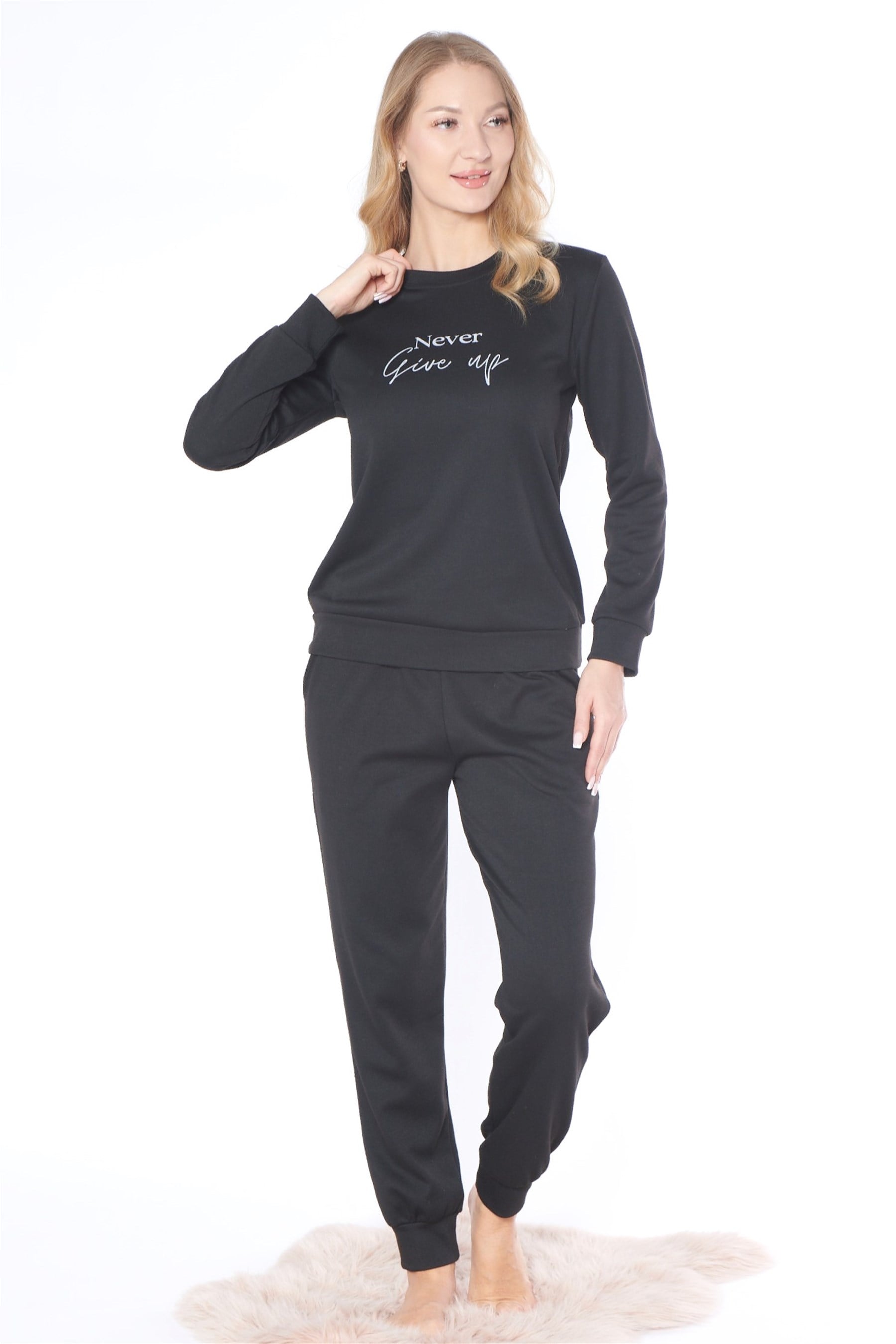 Kadın Uzun Kollu Pijama Takımı – Rahat Ev Giyim Eşofman Pijama Takım 09-281