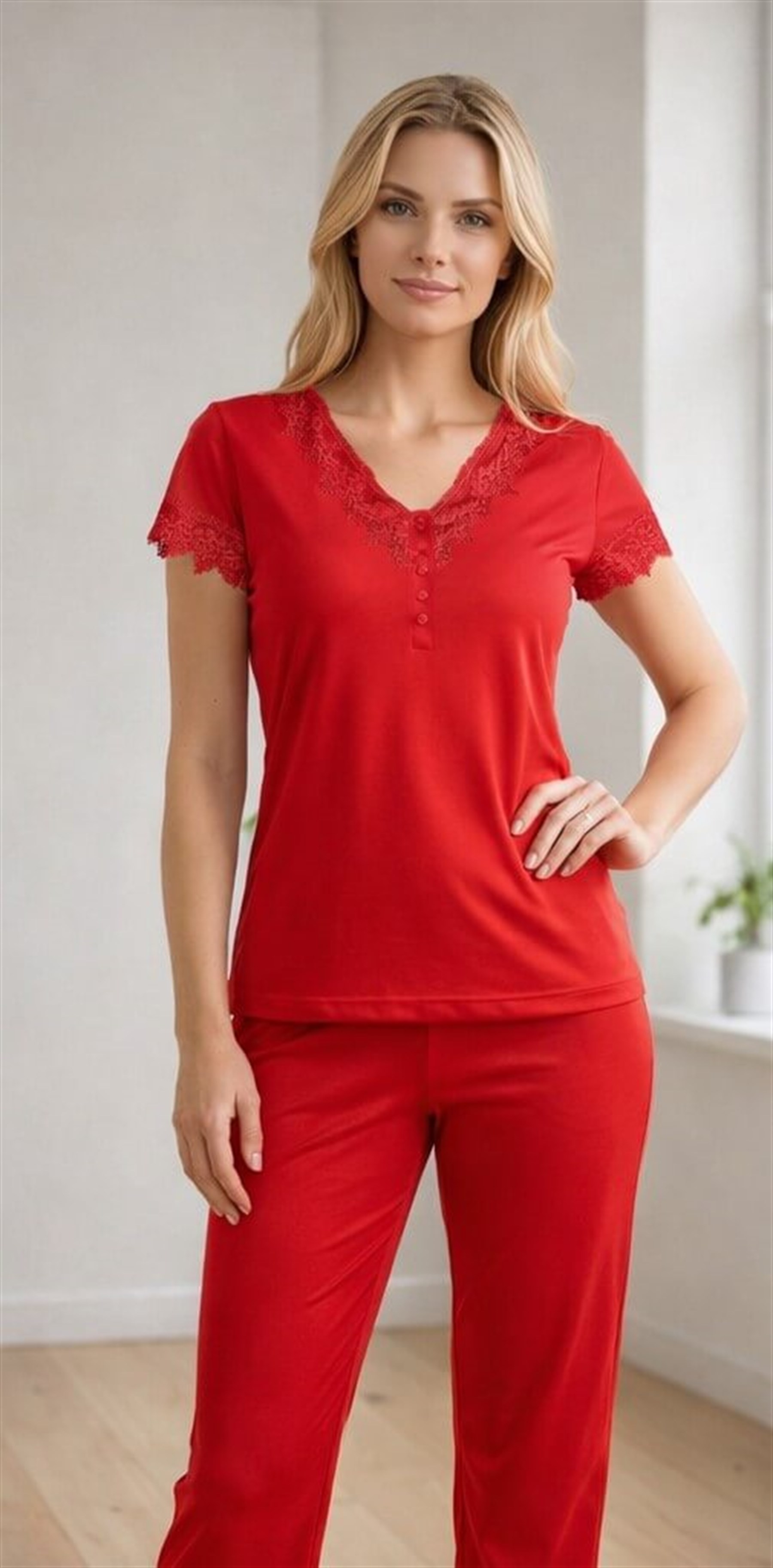 Kadın Dantel Detaylı Pijama Takımı – Rahat Ev Giyim Takımı | FLZ 88-134