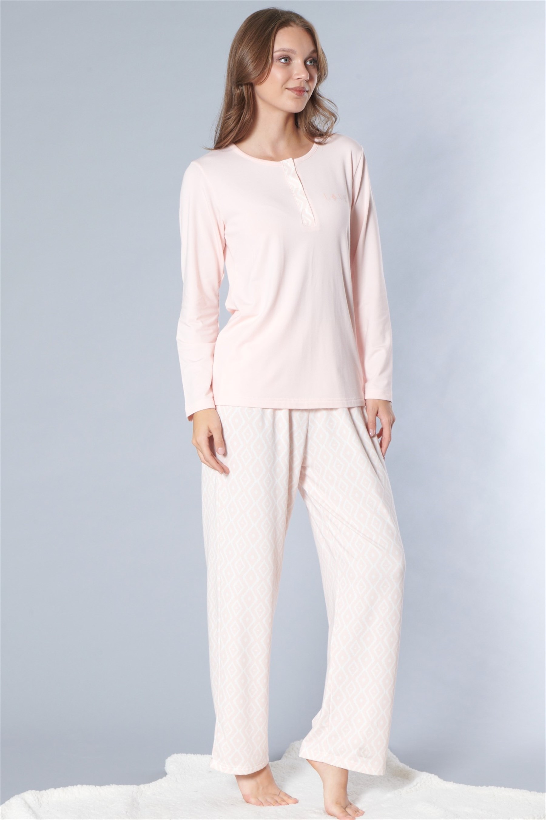 Kadın Uzun Kol Pijama Takımı Boydan Düğmeli Şık Desenli Rahat Ev Giyim FLZ 89-135