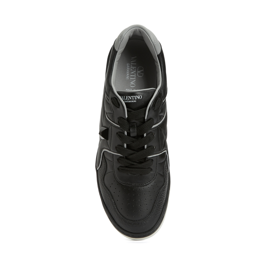 Valentino Garavani One Stud Siyah Erkek Deri Sneaker 5Y2S0E71