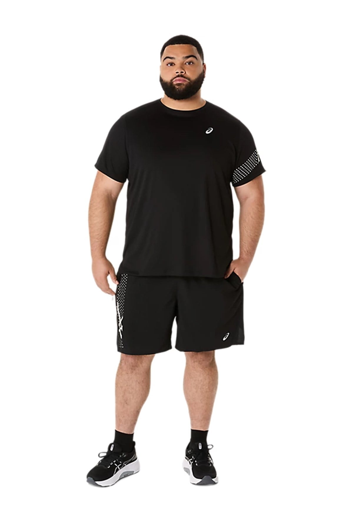 Asics Erkek Şort Core 7in Short 2011D238-001 ASICS 2011D238-001