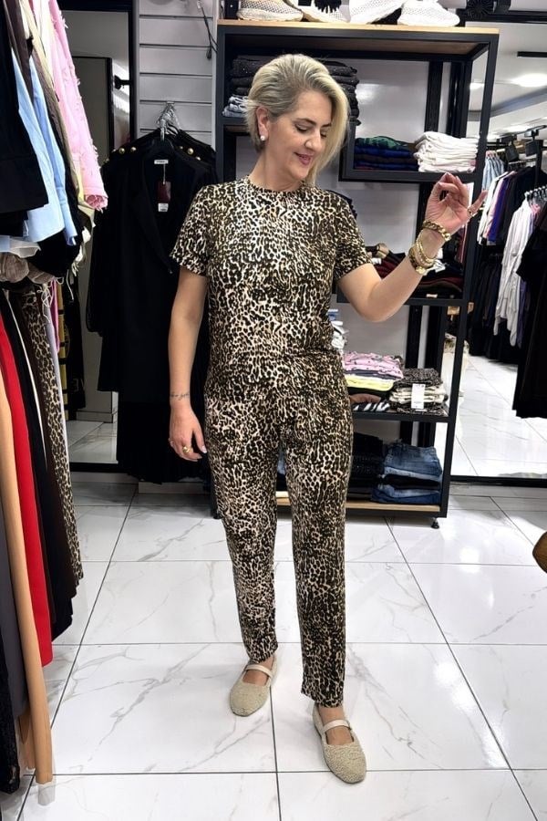 Leopar Desenli Pijama Takımı