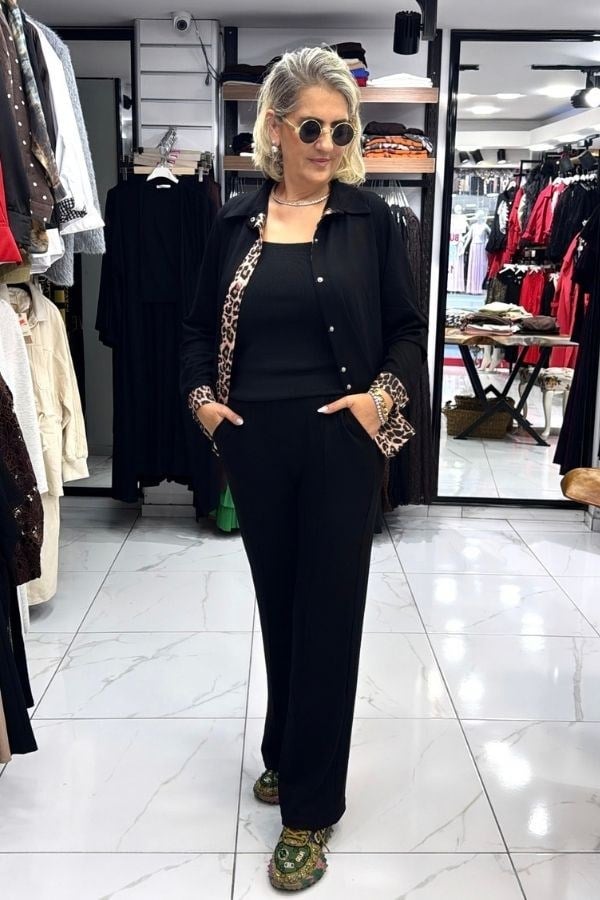 Siyah Renk Leopar Desen Detaylı Polo Yaka Eşofman Takımı