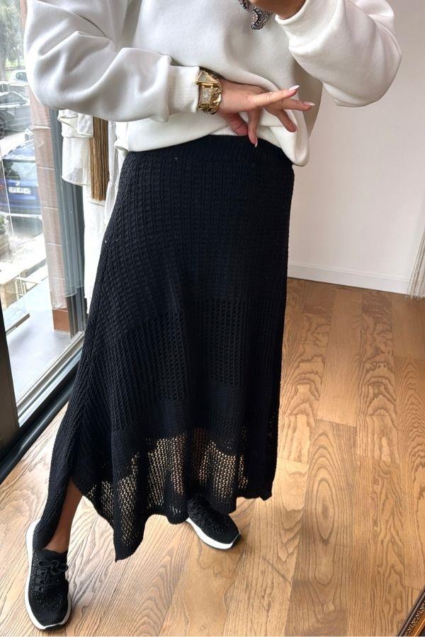 Siyah Uzun Triko Etek