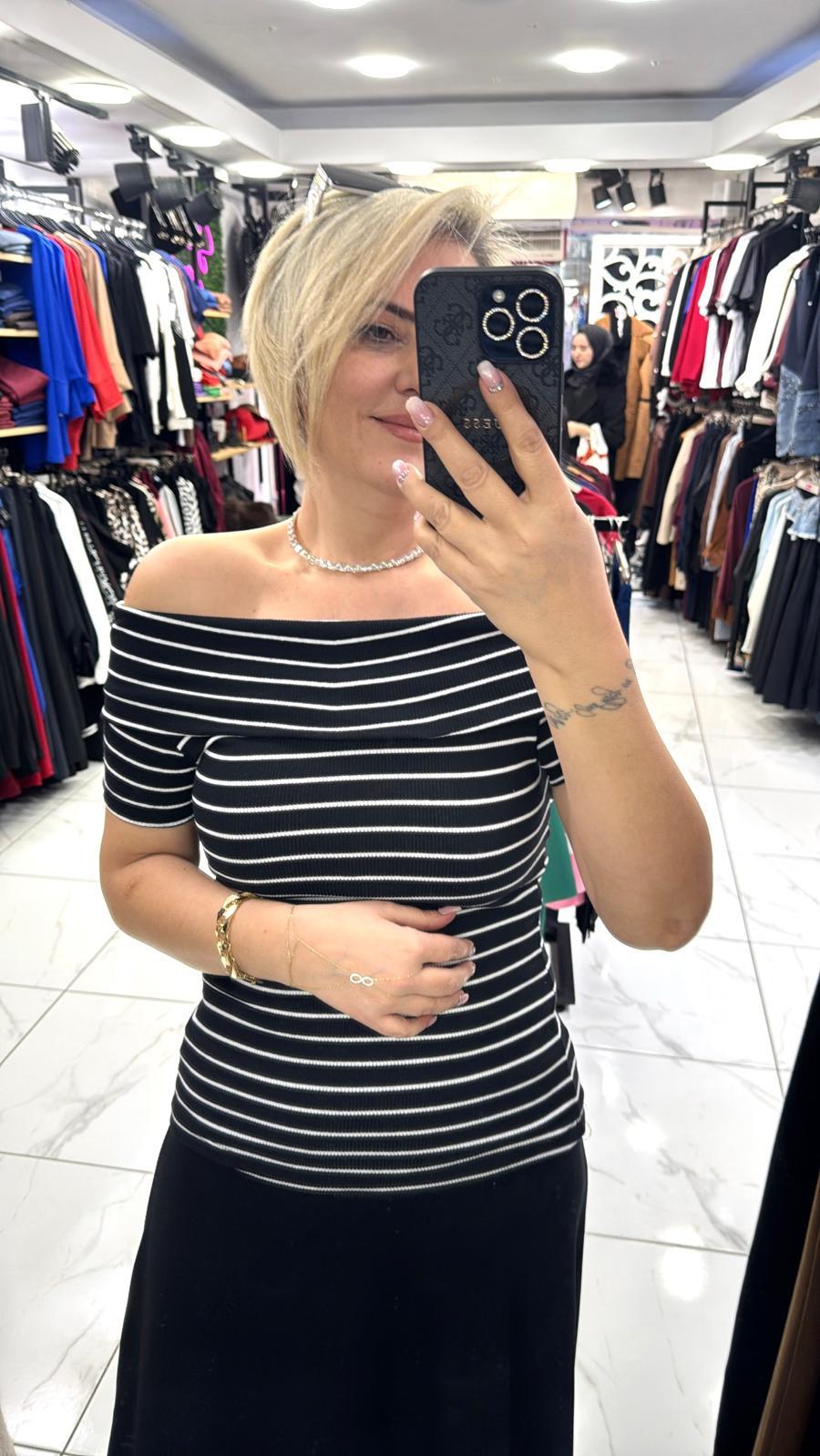 SiyahBeyaz Kaşkorse Bluz